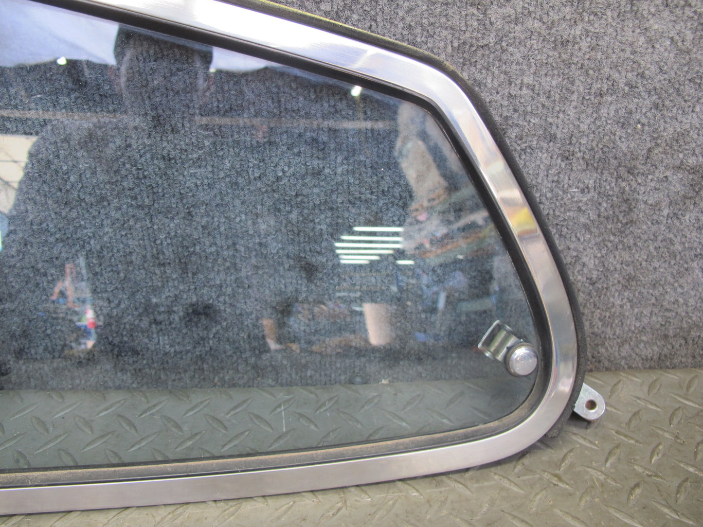 75-78 Datsun S30 280Z Rear Left Quarter Glass Window OEM