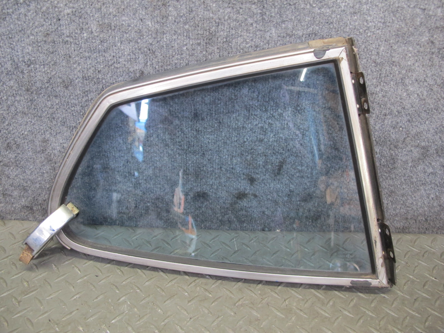 75-78 Datsun S30 280Z Rear Left Quarter Glass Window OEM
