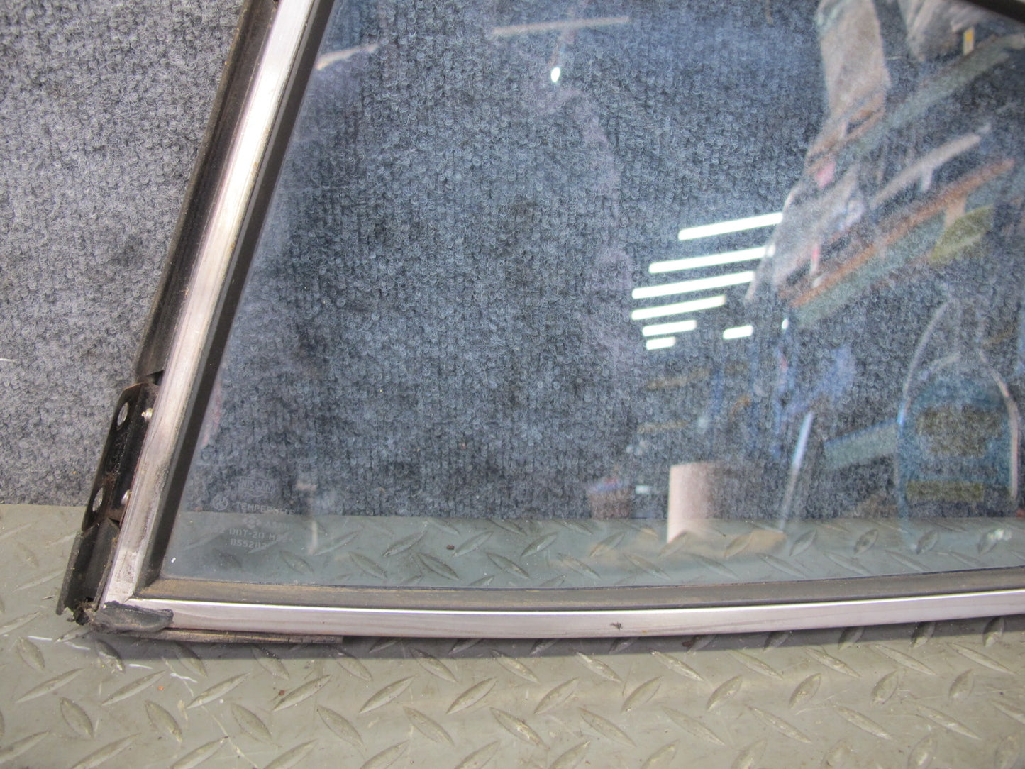 75-78 Datsun S30 280Z Rear Right Quarter Glass Window OEM