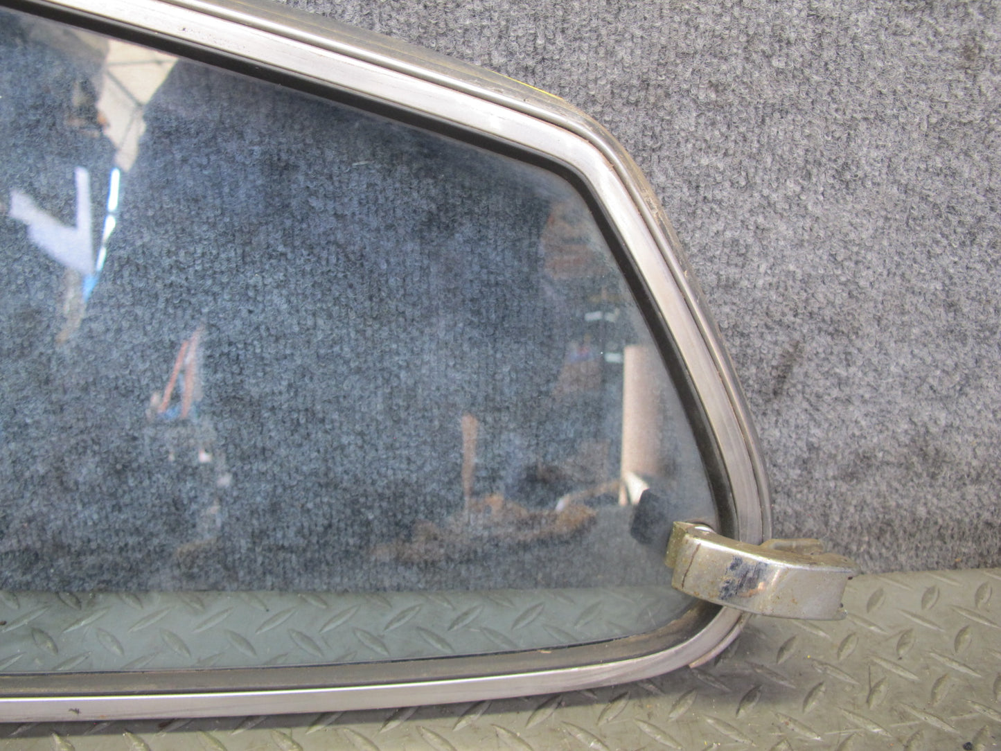 75-78 Datsun S30 280Z Rear Right Quarter Glass Window OEM