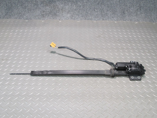 2011-2018 Porsche Cayenne 958 Rear Right Side Door Window Sun Shade Motor