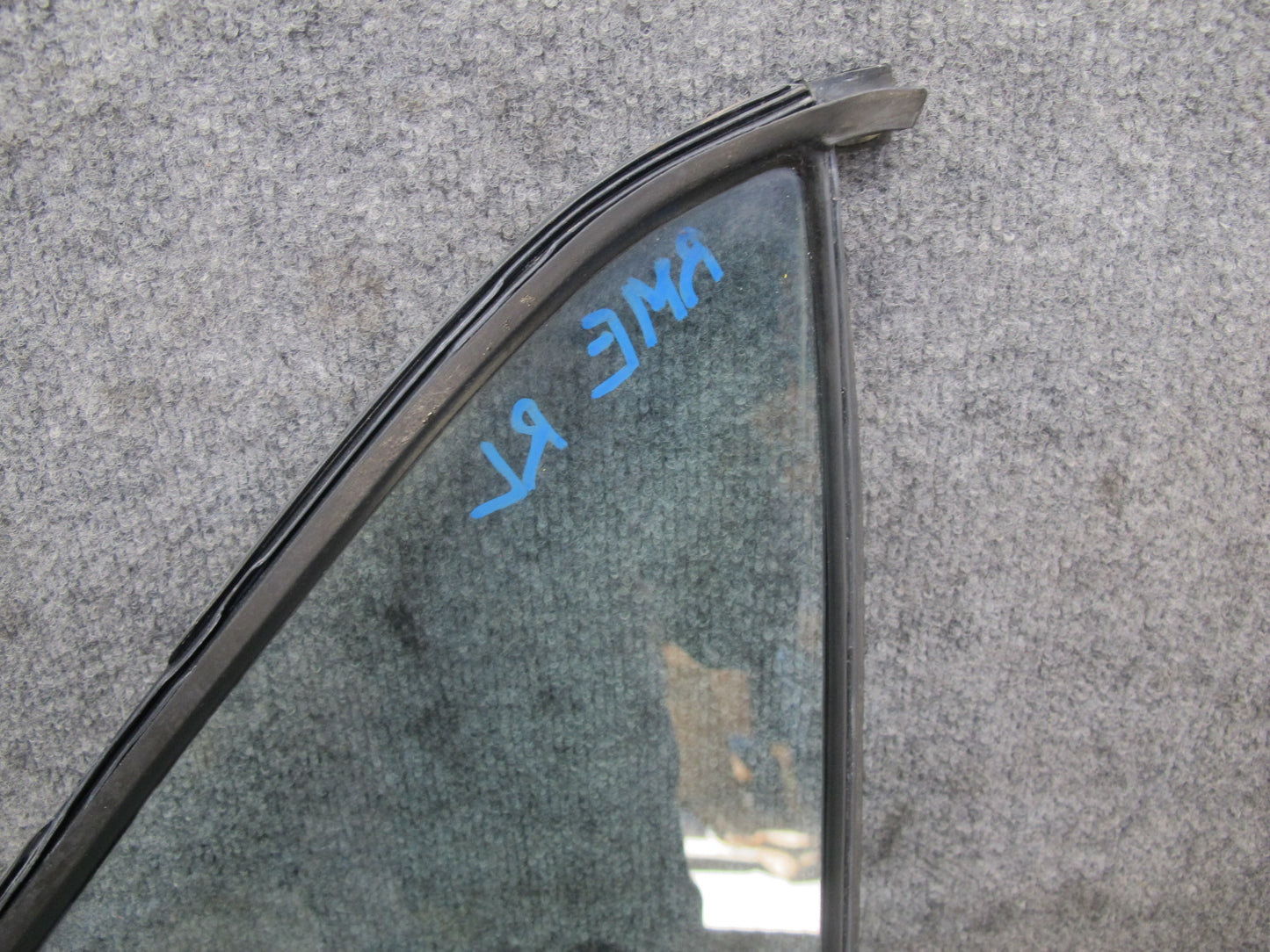 77-85 Mercedes W123 300D Sedan Rear Left Door Vent Glass Window OEM