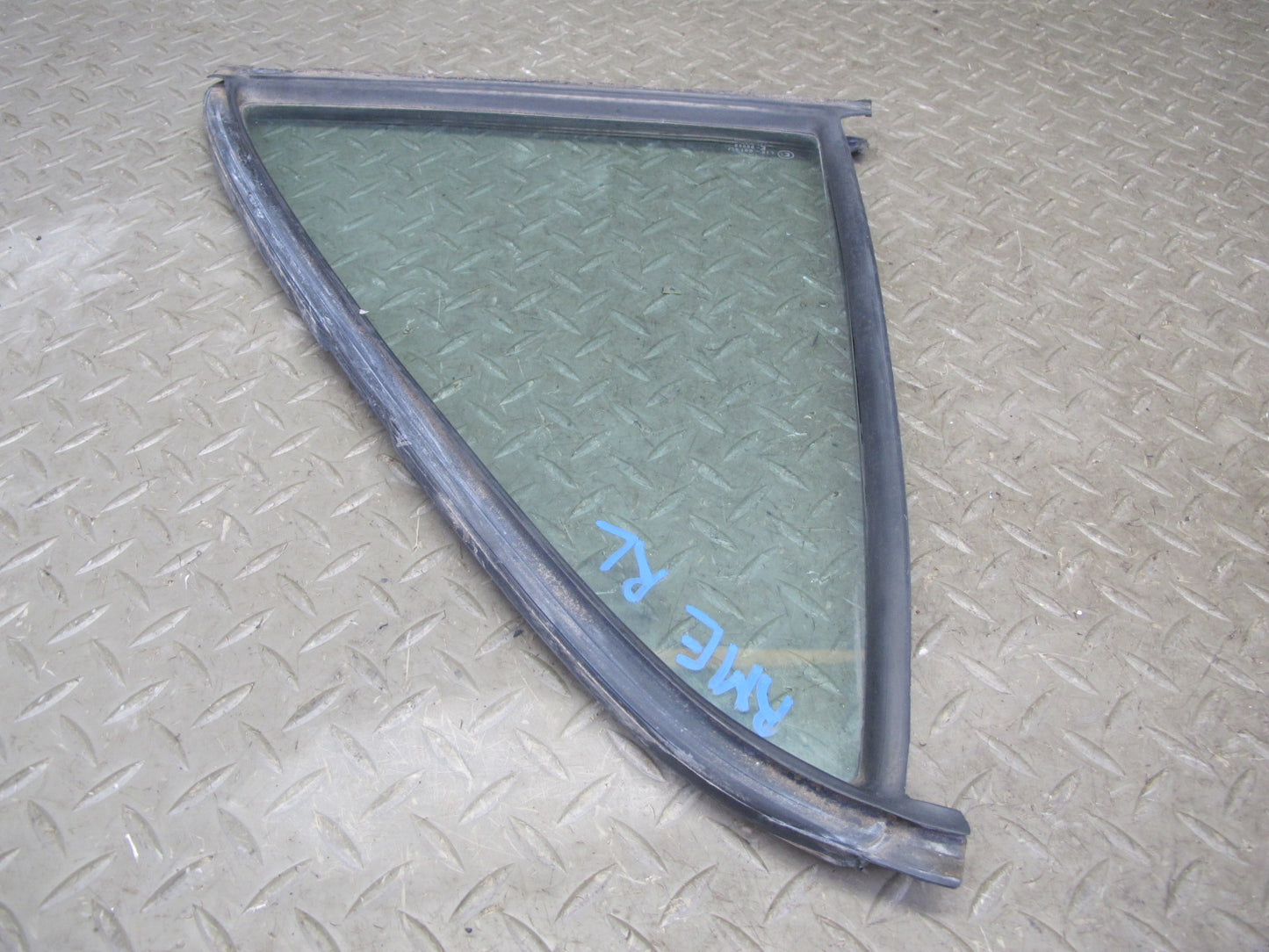 77-85 Mercedes W123 300D Sedan Rear Left Door Vent Glass Window OEM