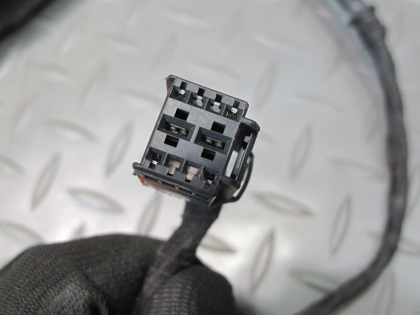 2011-2014 Porsche Cayenne 958 Rear Trunk Hatch Strut Shock Left Right Side Set