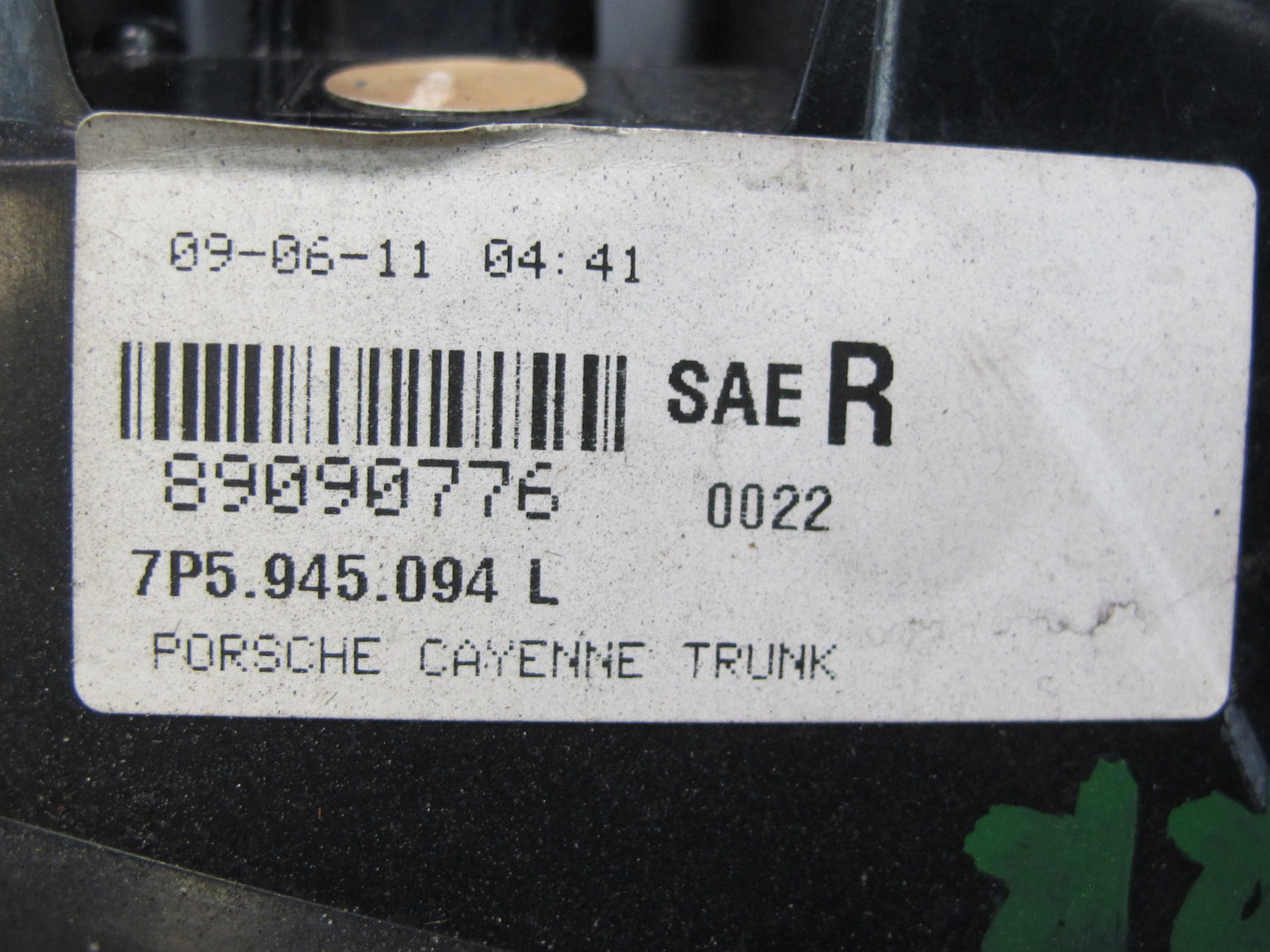 2011-2014 Porsche Cayenne 958 Rear Right Passenger Side Inner Tail Light Lamp