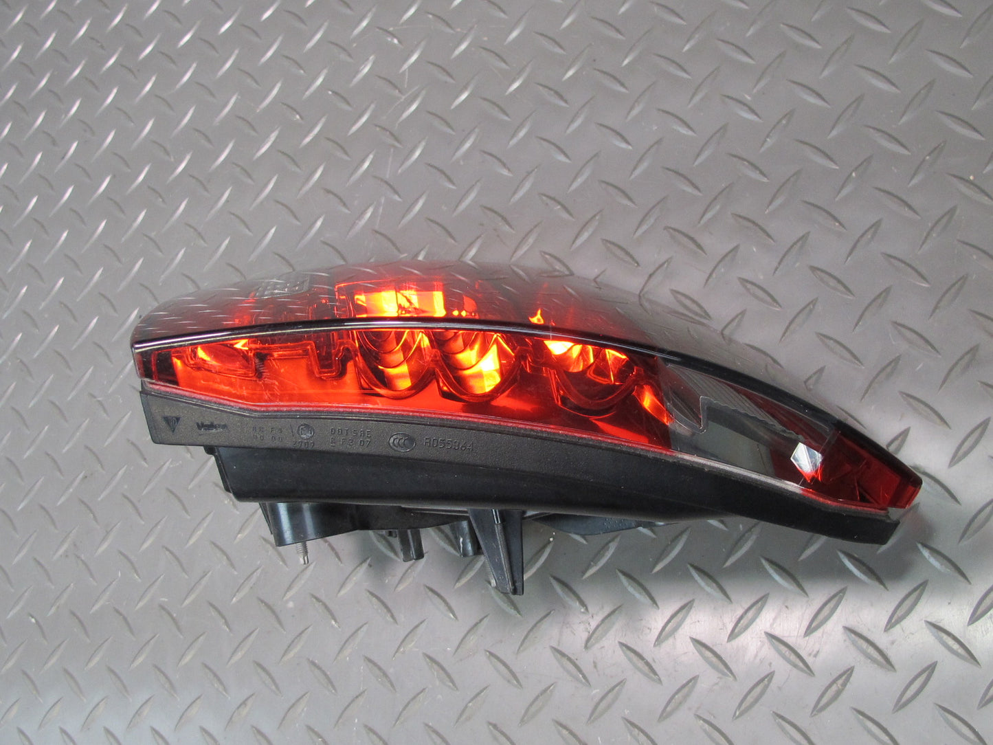 2011-2014 Porsche Cayenne 958 Rear Right Passenger Side Inner Tail Light Lamp
