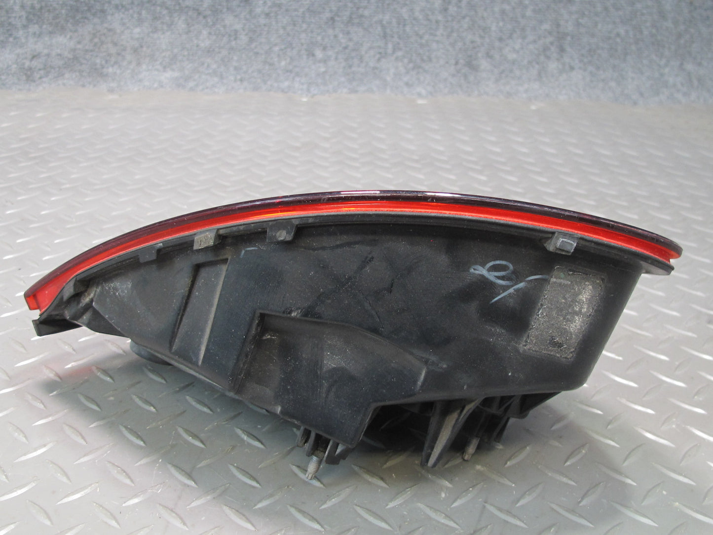 2011-2014 Porsche Cayenne 958 Rear Right Passenger Side Inner Tail Light Lamp