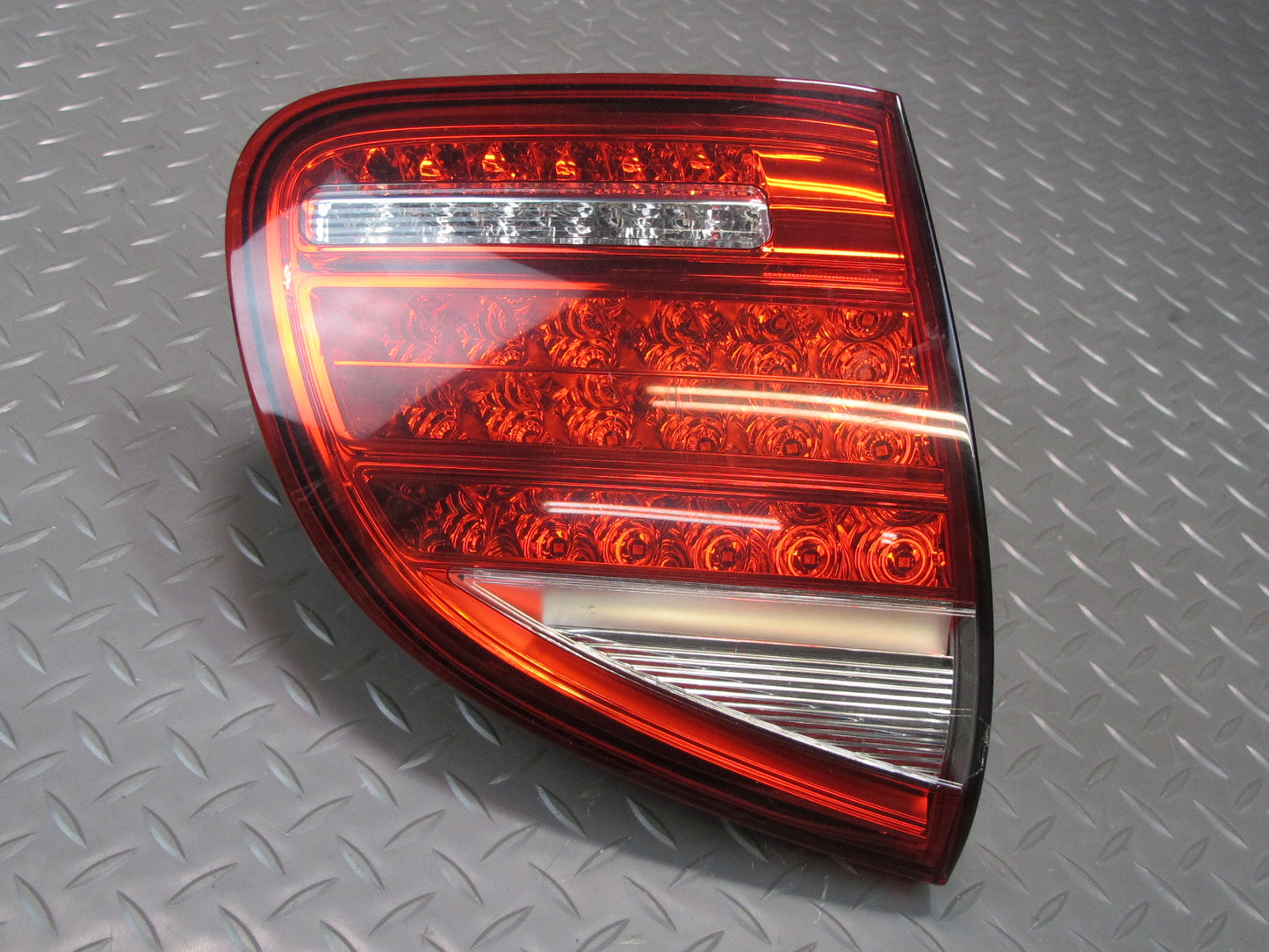 2011-2014 Porsche Cayenne 958 Rear Left Driver Side Inner Tail Light Lamp