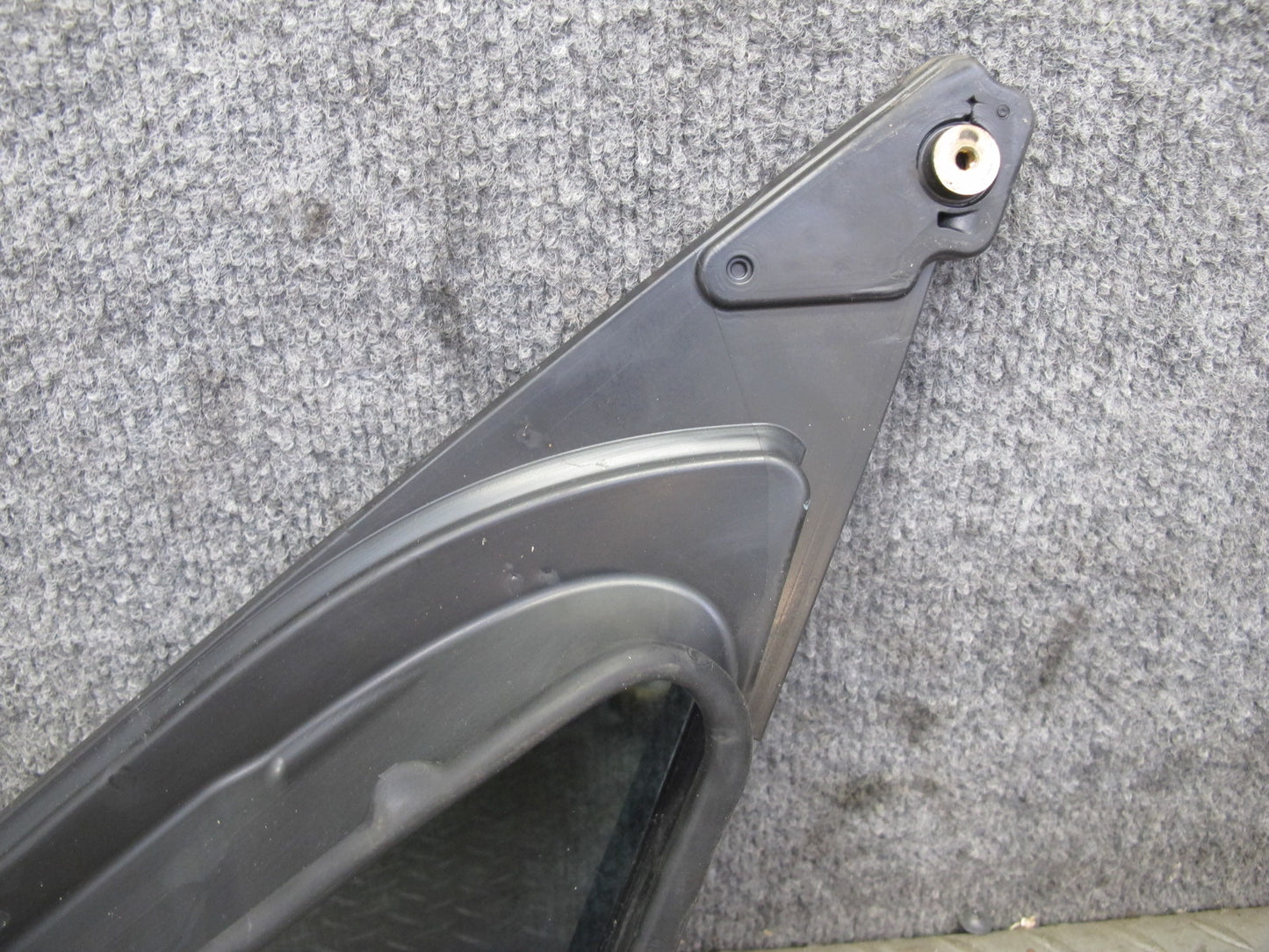 17-23 Porsche Panamera 971 Front Left Door Fixed Glass Window 971845113B