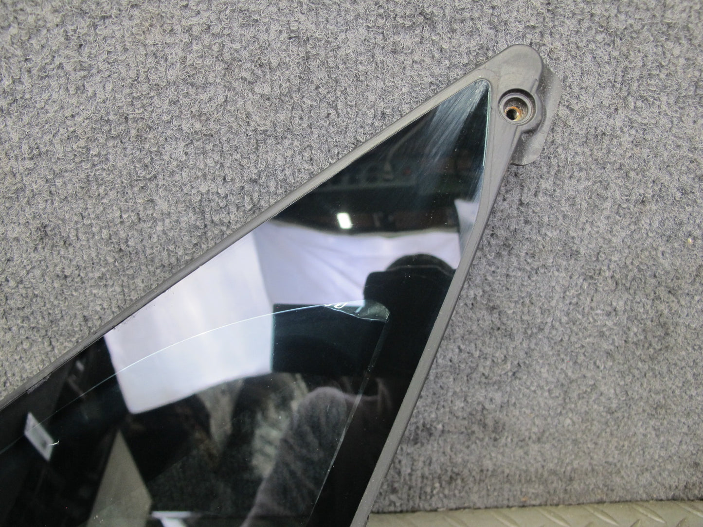 17-23 Porsche Panamera 971 Front Right Door Fixed Glass Window 971845114B