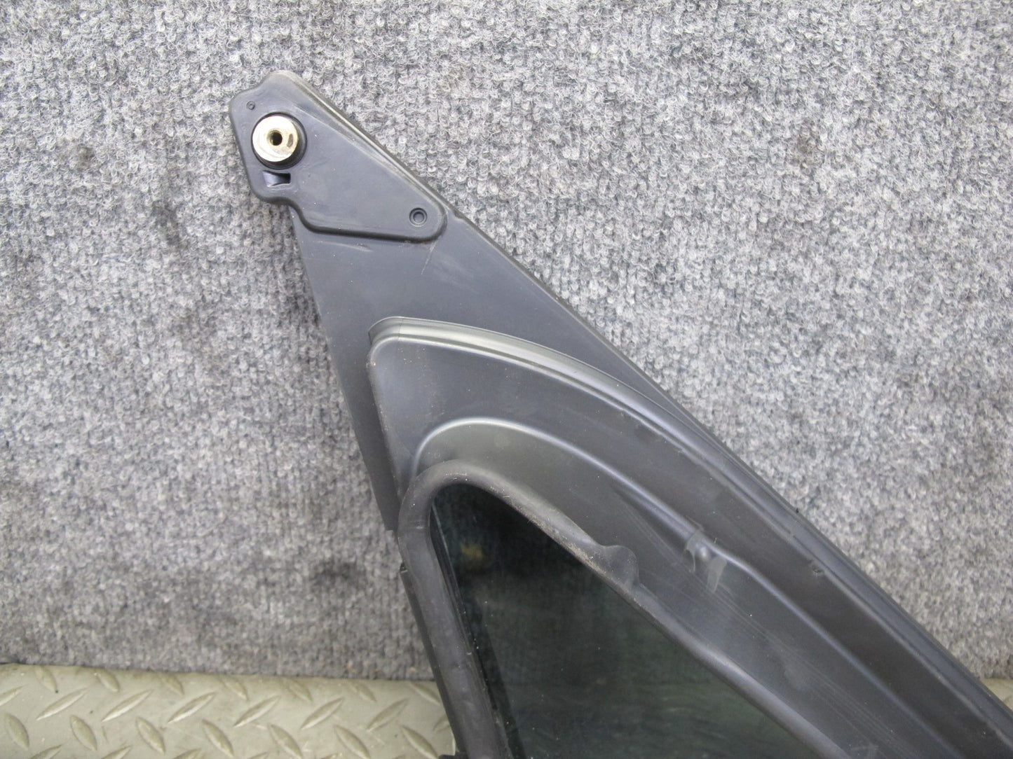 17-23 Porsche Panamera 971 Front Right Door Fixed Glass Window 971845114B