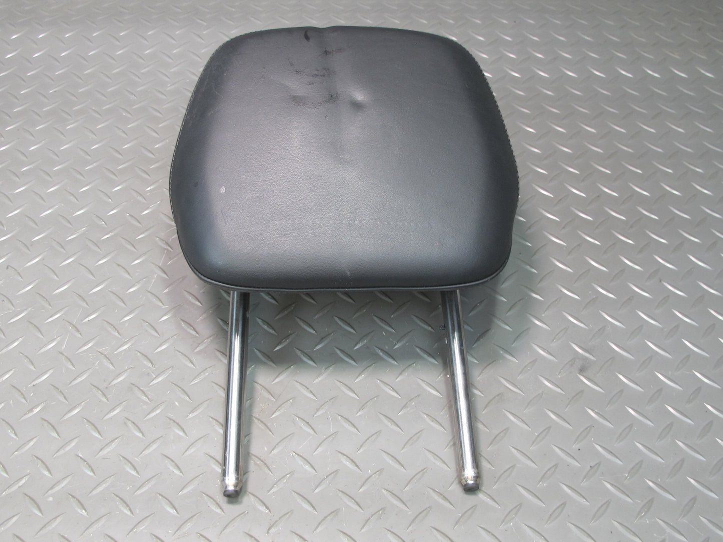 2011-2018 Porsche Cayenne 958 Rear Left Center Right Side Seat Headrest Set