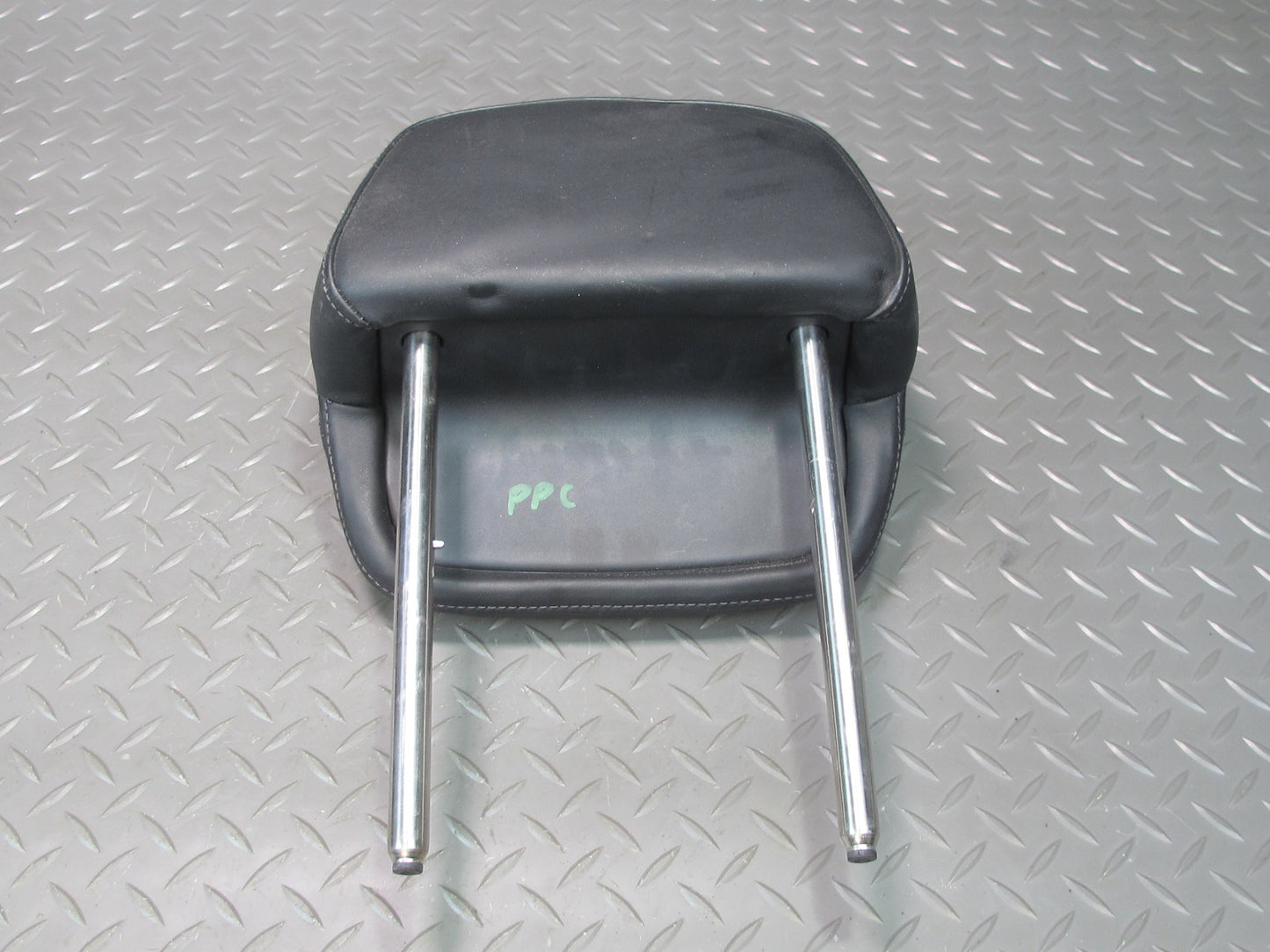 2011-2018 Porsche Cayenne 958 Rear Left Center Right Side Seat Headrest Set