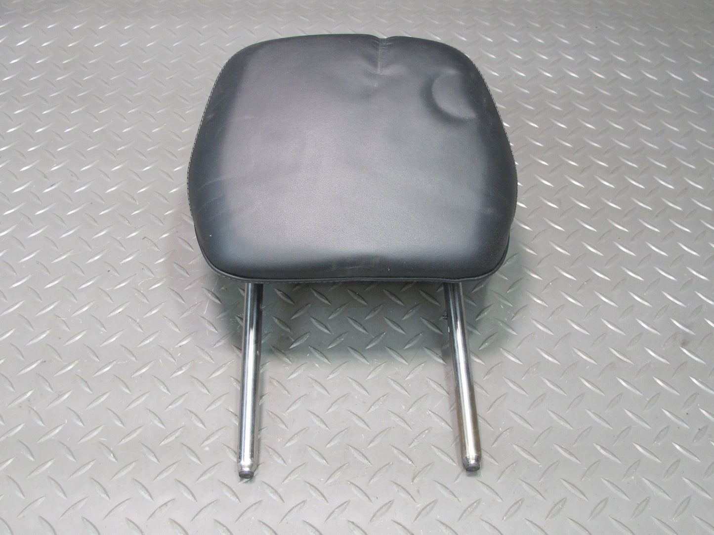 2011-2018 Porsche Cayenne 958 Rear Left Center Right Side Seat Headrest Set