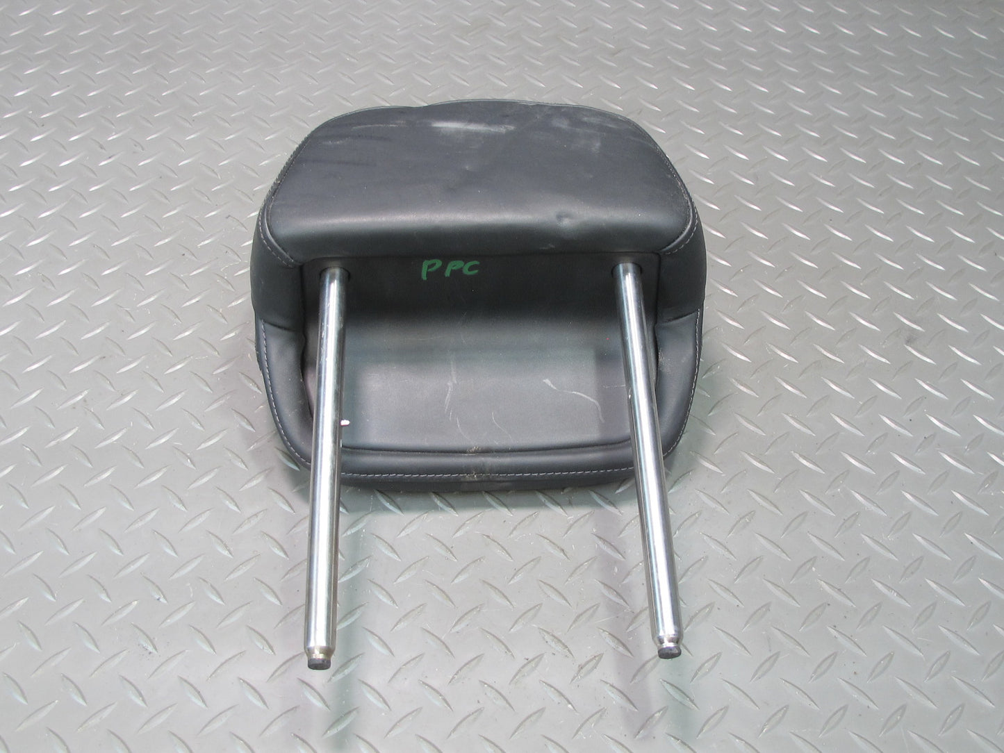 2011-2018 Porsche Cayenne 958 Rear Left Center Right Side Seat Headrest Set