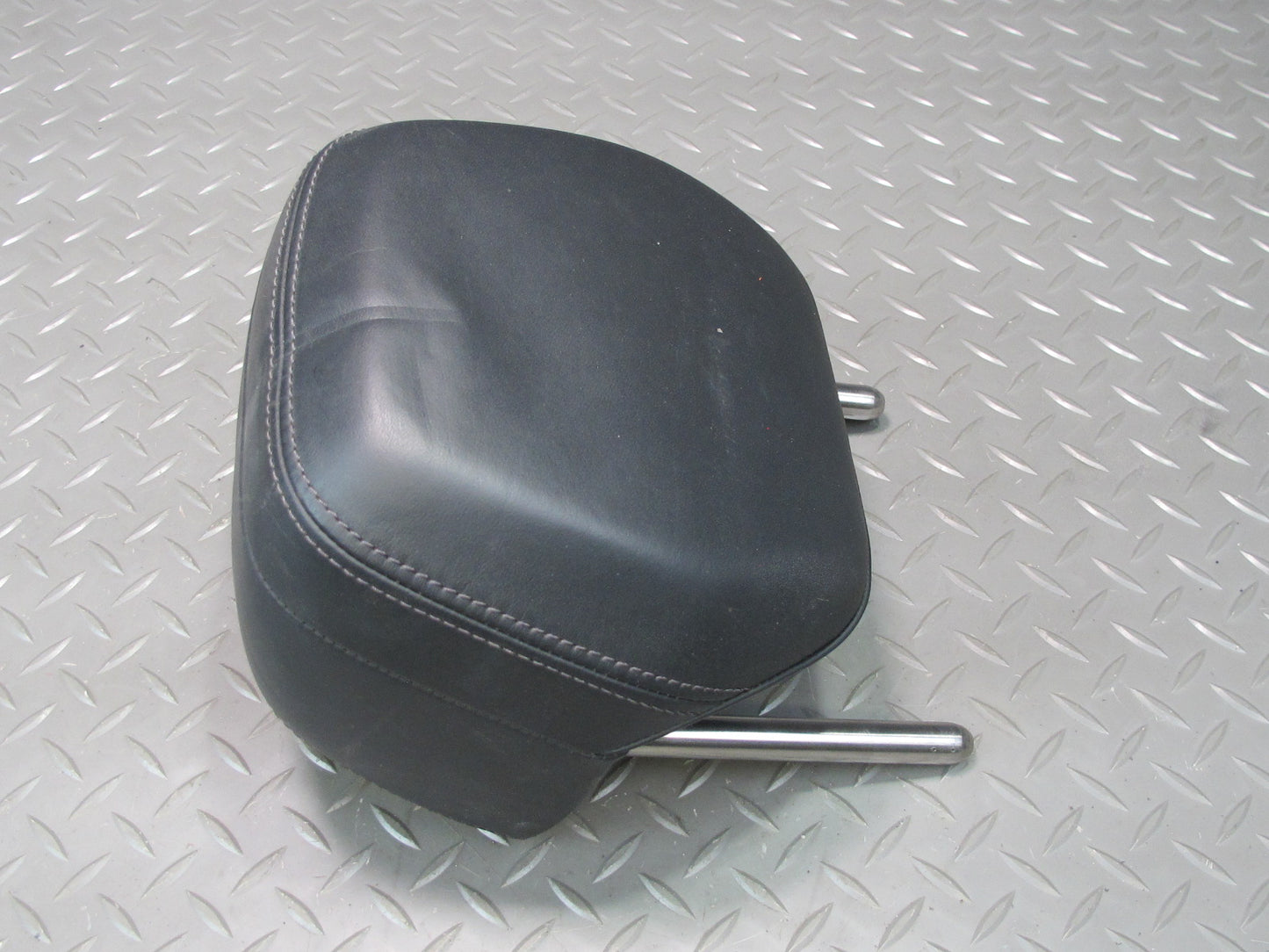 2011-2018 Porsche Cayenne 958 Rear Left Center Right Side Seat Headrest Set