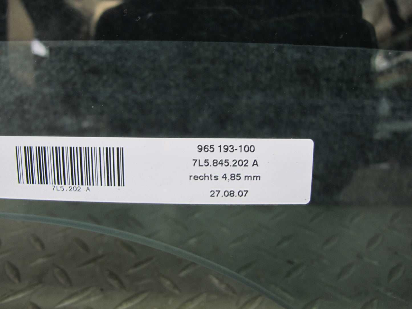 2003-2010 Porsche Cayenne 955 957 Front Right Door Glass Window 7L5845202A