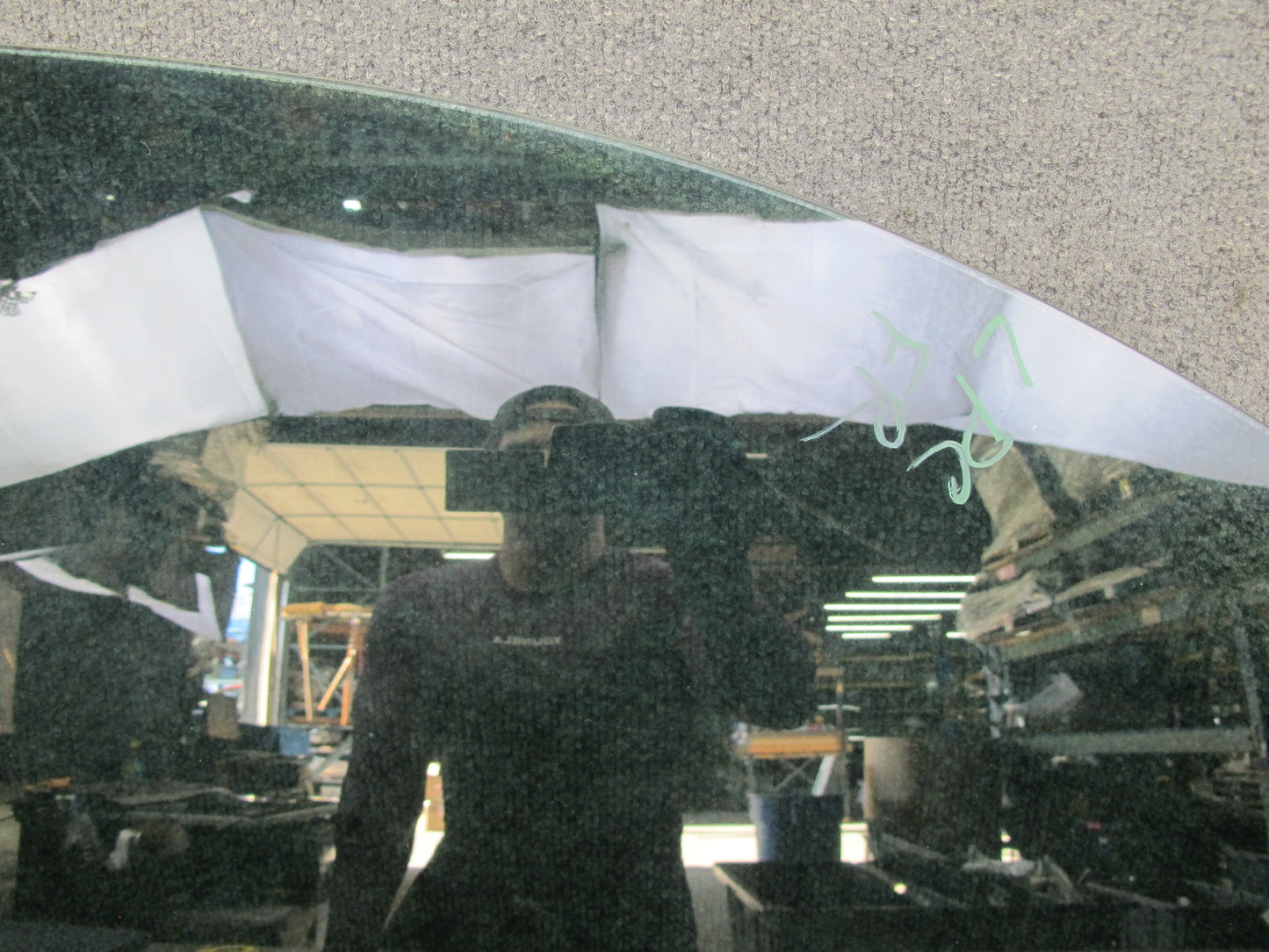 2003-2010 Porsche Cayenne 955 957 Front Right Door Glass Window 7L5845202A