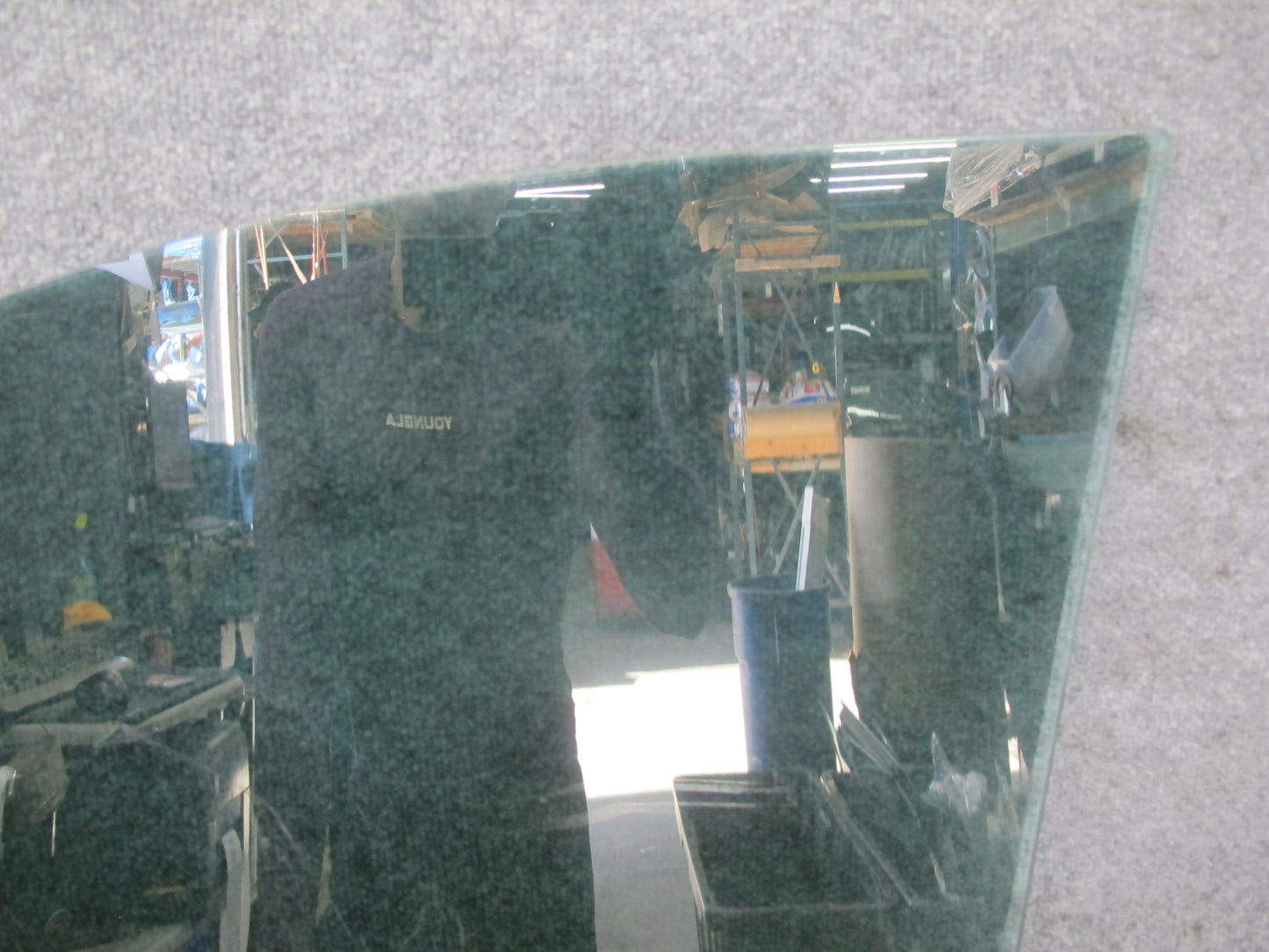 2003-2010 Porsche Cayenne 955 957 Front Right Door Glass Window 7L5845202A