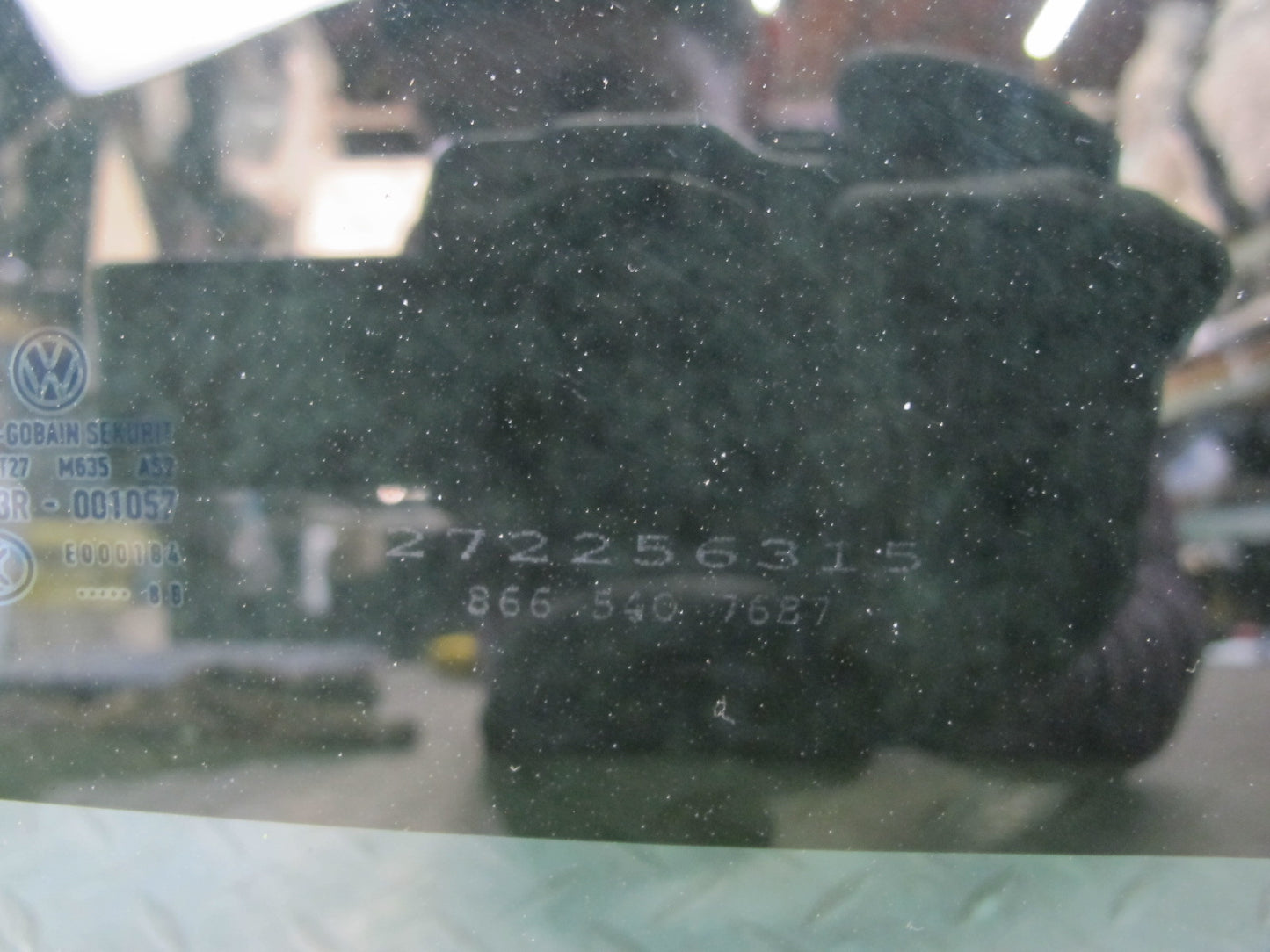 06-09 VW Golf MK5 R32 GTI Rabbit 2DR Front Right Passenger Door Glass Window OEM