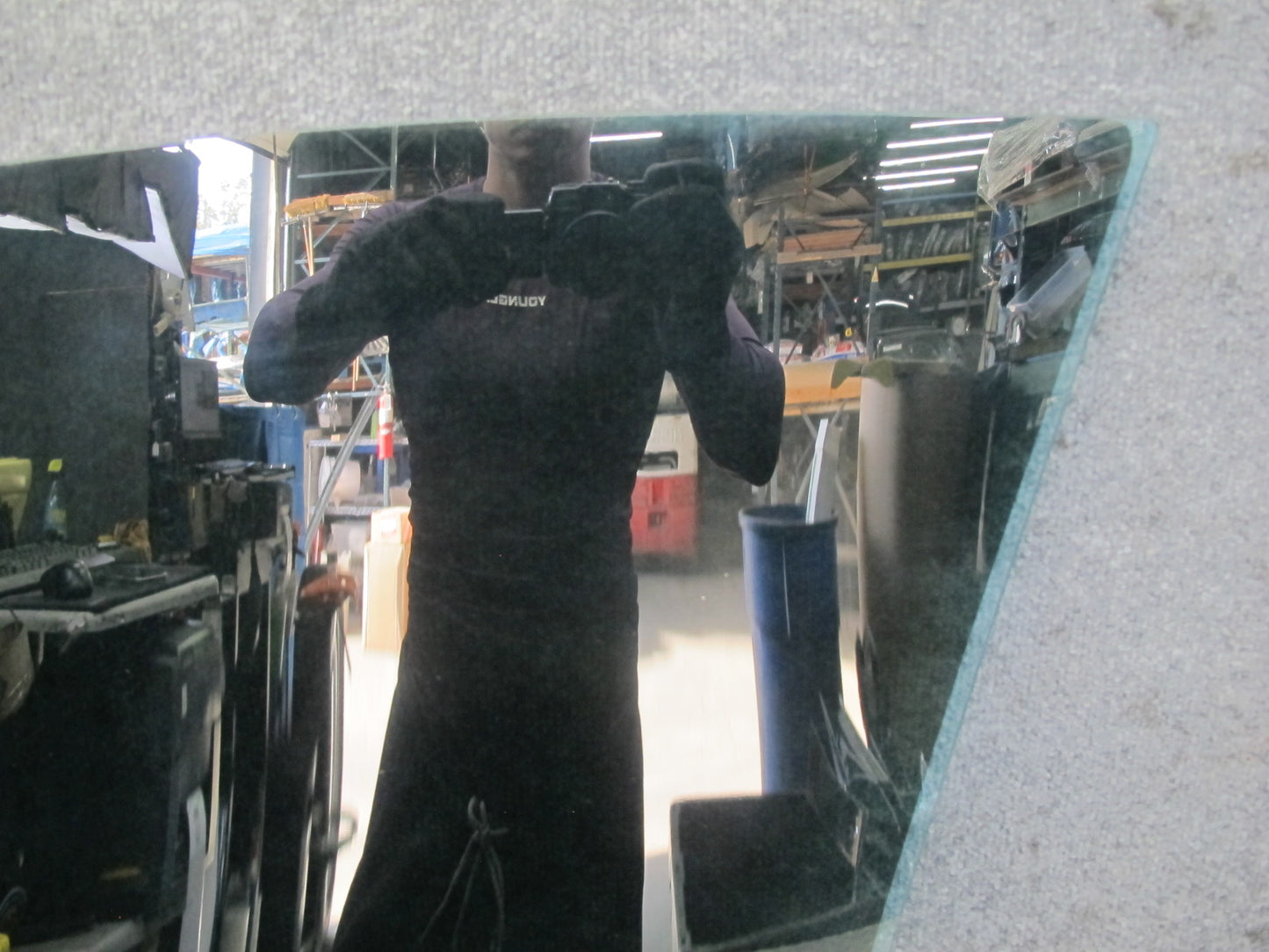 06-09 VW Golf MK5 R32 GTI Rabbit 2DR Front Right Passenger Door Glass Window OEM