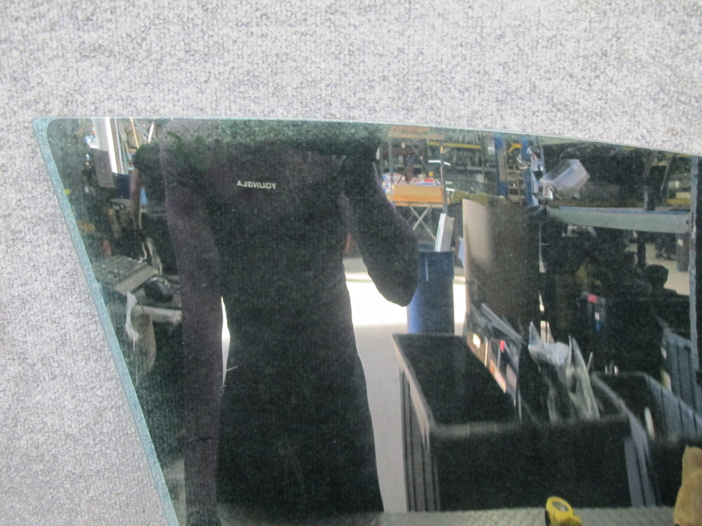 06-09 VW Golf MK5 R32 GTI Rabbit 2DR Front Left Driver Door Glass Window OEM