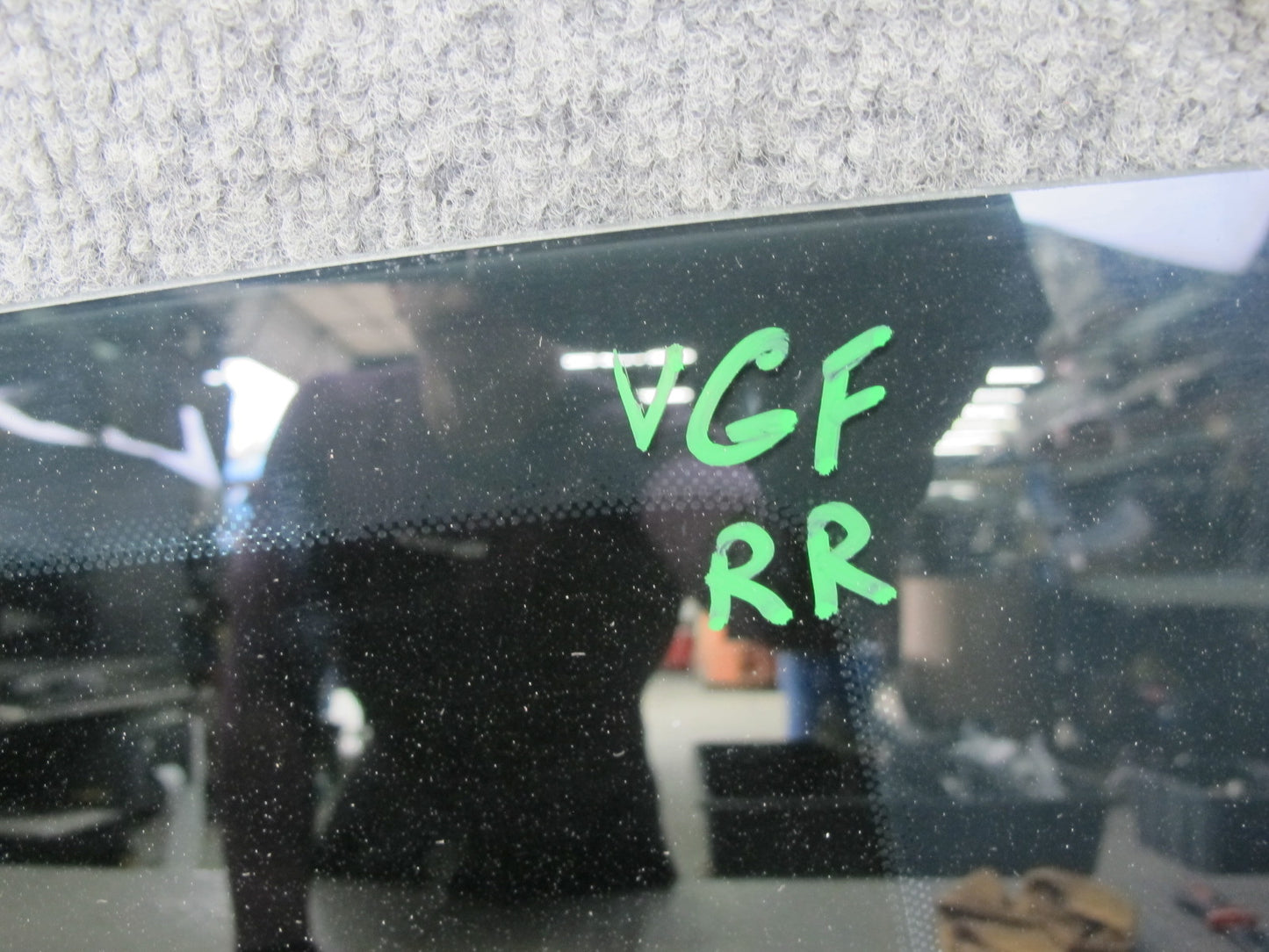 07-09 VW Golf MK5 R32 GTI Rabbit 2-DR Rear Right Quarter Glass Window OEM