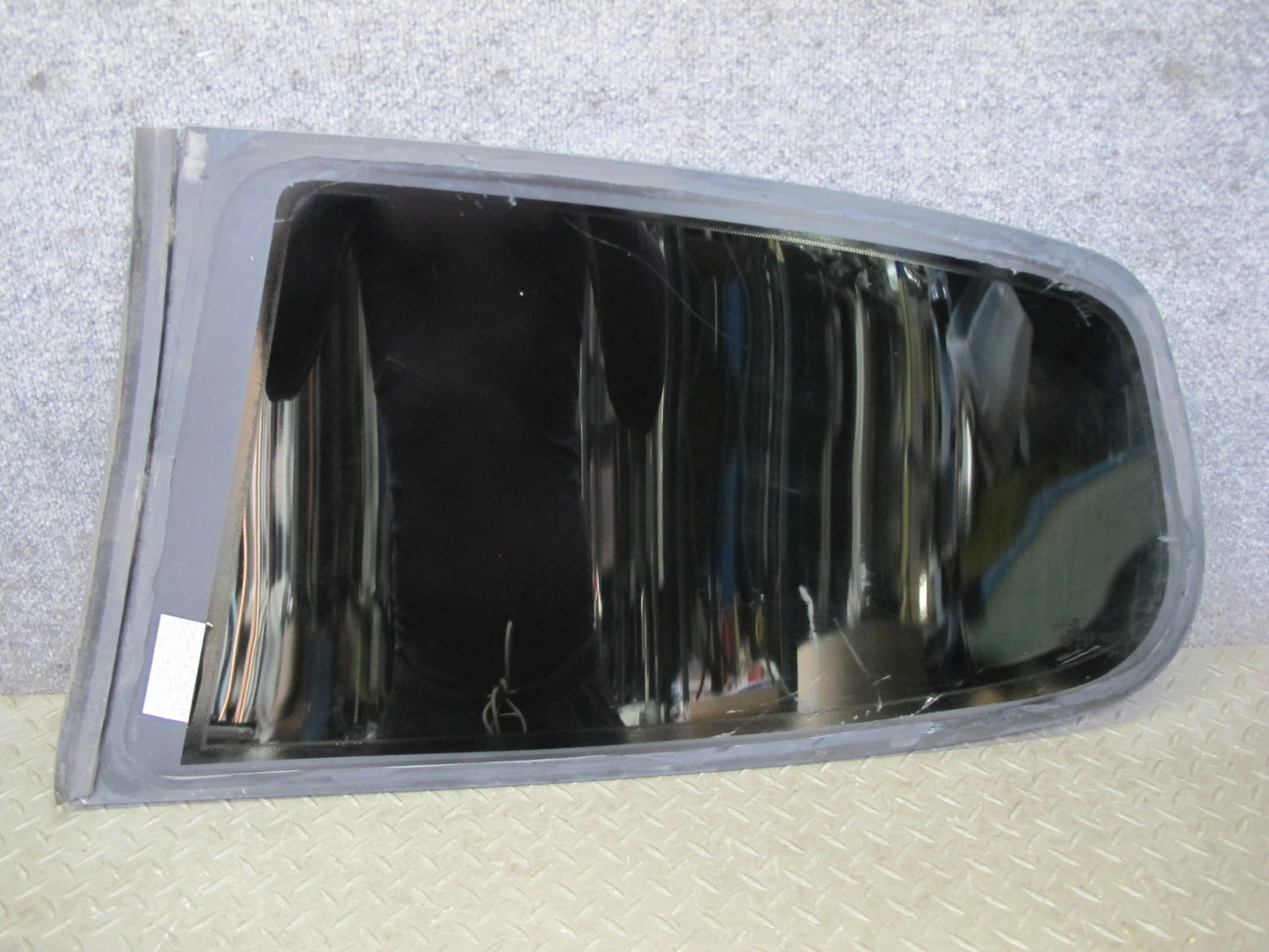 07-09 VW Golf MK5 R32 GTI Rabbit 2-DR Rear Right Quarter Glass Window OEM