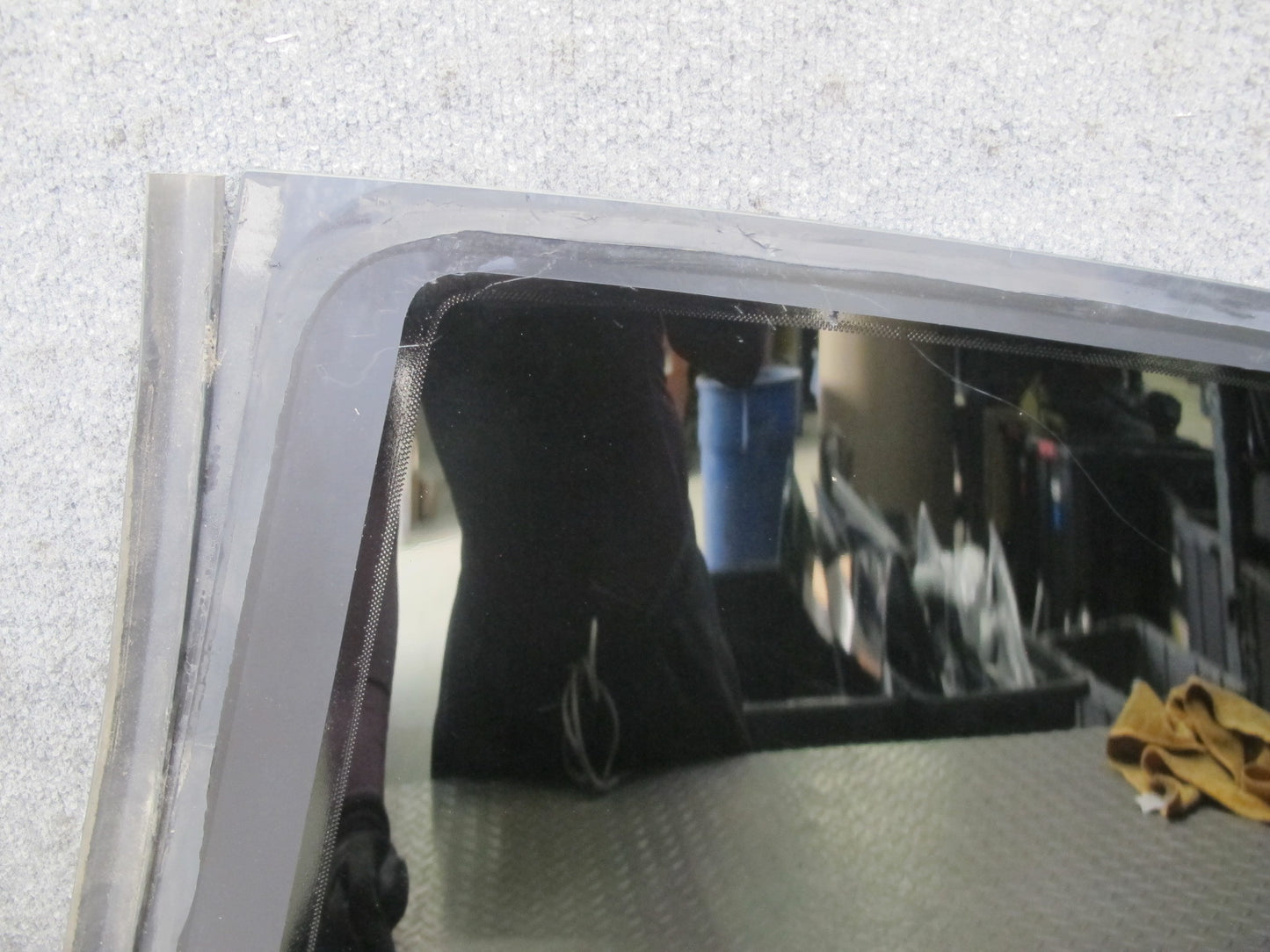 07-09 VW Golf MK5 R32 GTI Rabbit 2-DR Rear Right Quarter Glass Window OEM