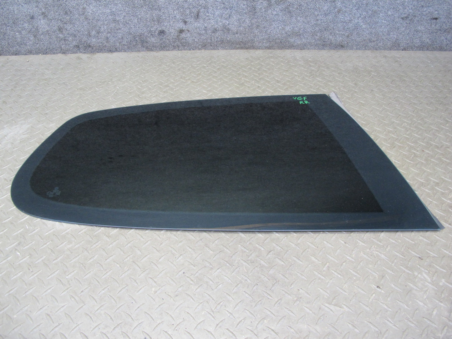 07-09 VW Golf MK5 R32 GTI Rabbit 2-DR Rear Right Quarter Glass Window OEM