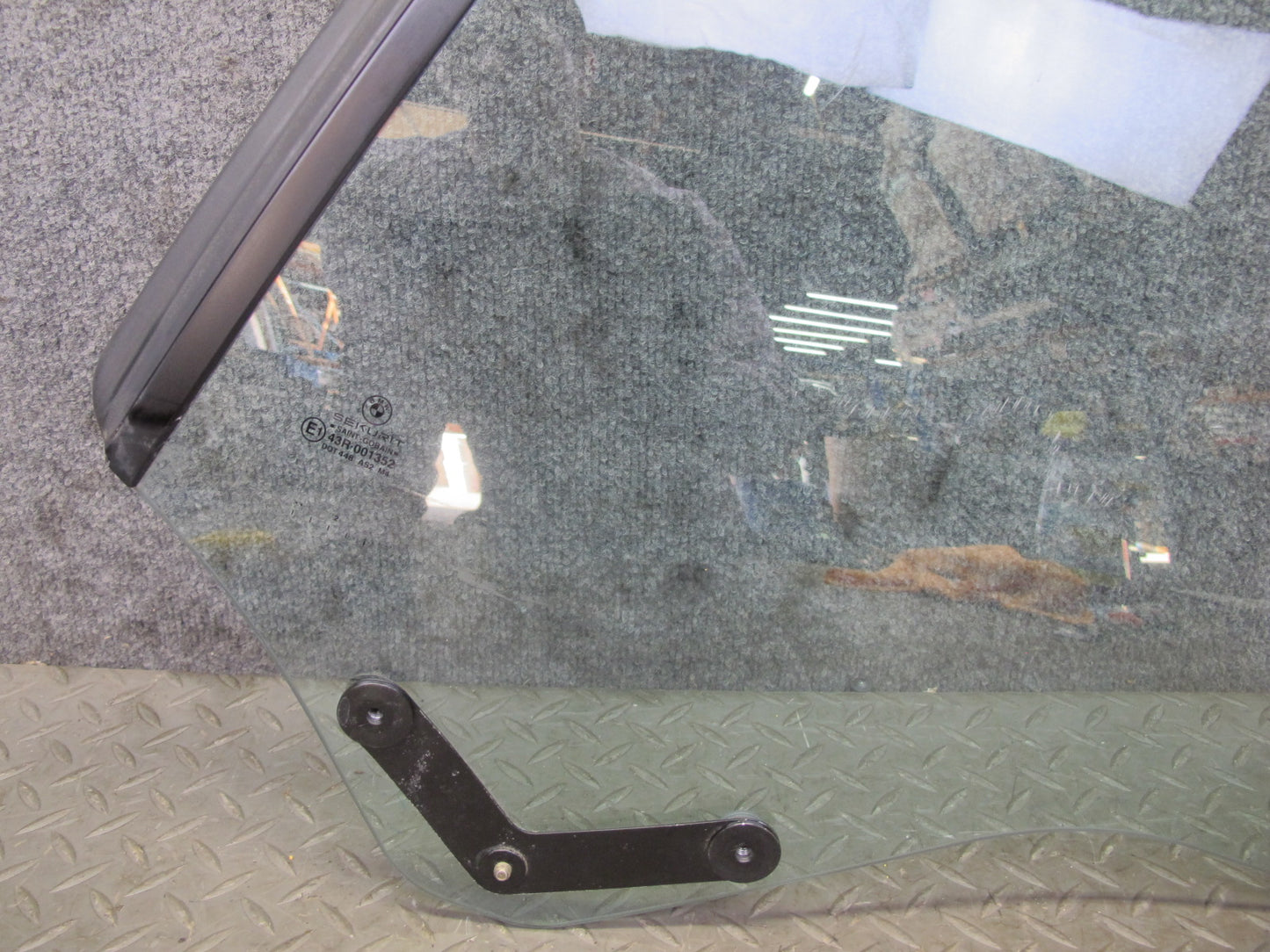 2001-2006 BMW E46 Convertible Rear Left Driver Side Quarter Glass Window