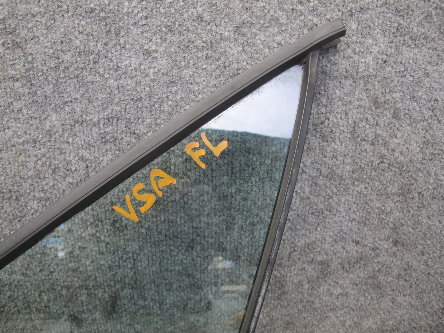 85-88 Volkswagen VW Scirocco MK2 Front Left Driver Door Vent Glass Window OEM