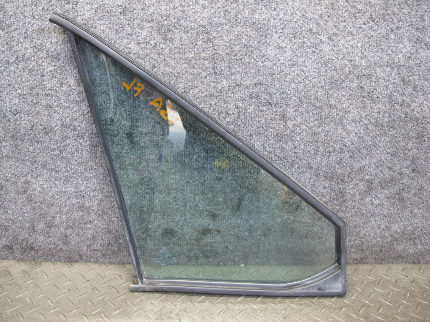 85-88 Volkswagen VW Scirocco MK2 Front Left Driver Door Vent Glass Window OEM