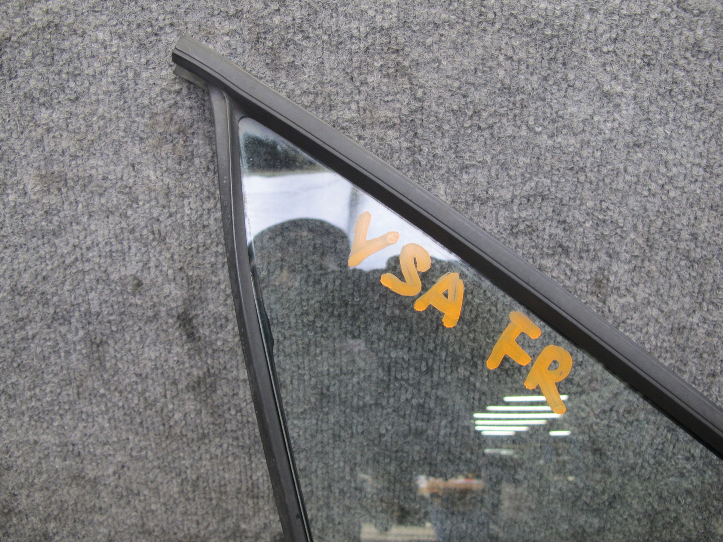 85-88 Volkswagen VW Scirocco MK2 Front Right Pass Door Vent Glass Window OEM