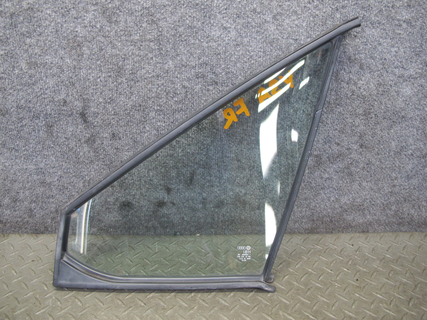 85-88 Volkswagen VW Scirocco MK2 Front Right Pass Door Vent Glass Window OEM