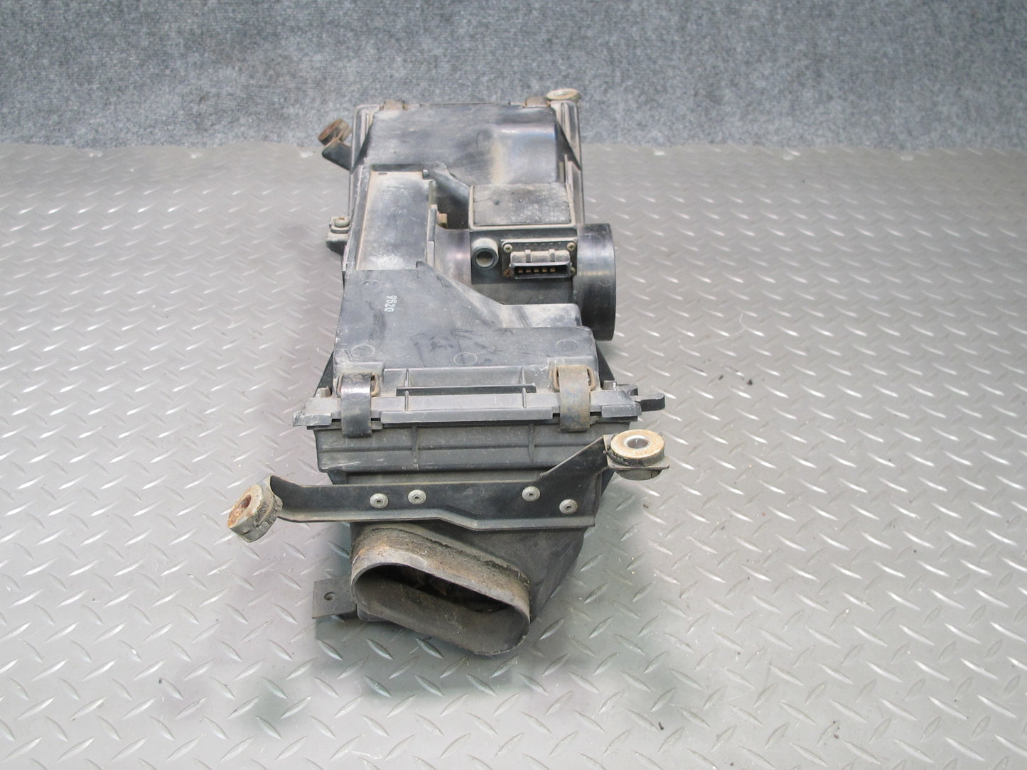 90-91 Nissan Z32 300ZX NON Turbo Air Intake Cleaner Filter Box w MAF Sensor OEM