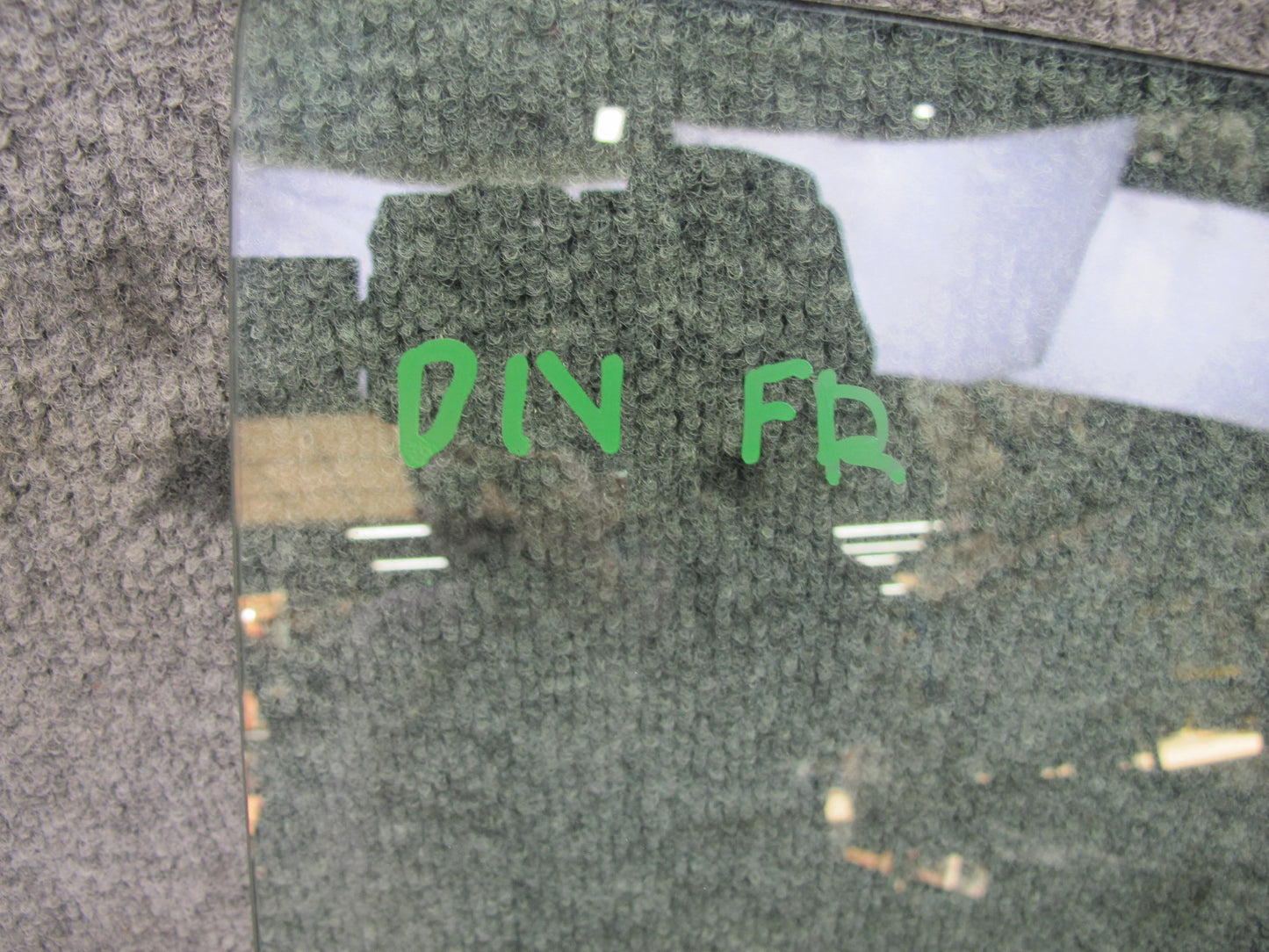 99-01 Isuzu Vehicross Front Right Passenger Door Glass Window OEM