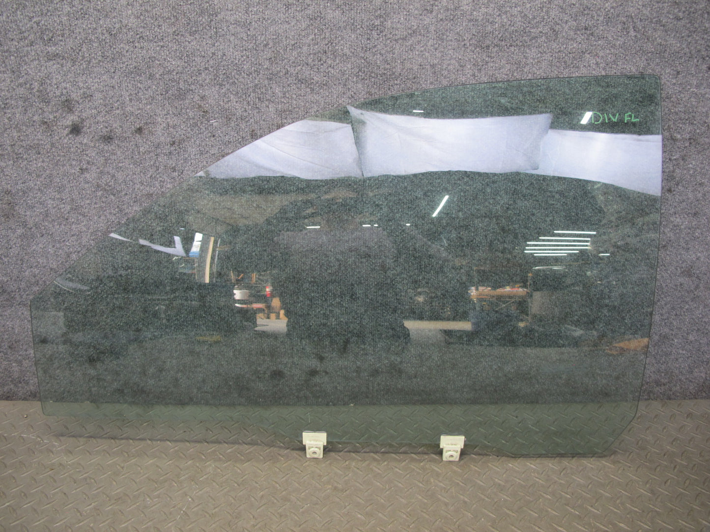 99-01 Isuzu Vehicross Front Left Driver Door Glass Window OEM