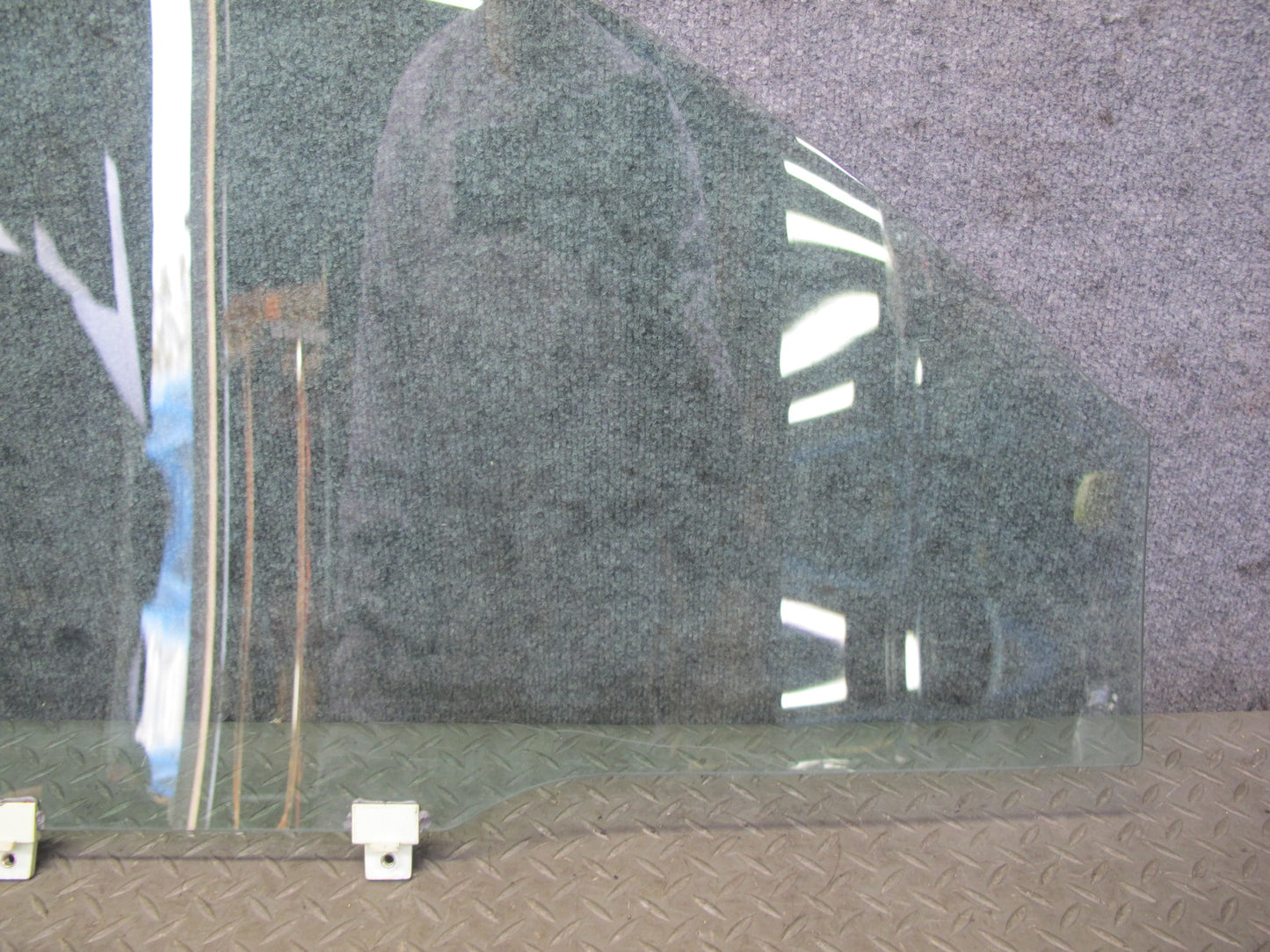 99-01 Isuzu Vehicross Front Left Driver Door Glass Window OEM