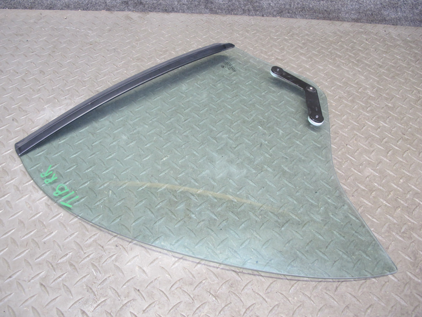 01-06 BMW E46 330ci Convertible Rear Right Pass Side Quarter Glass Window OEM