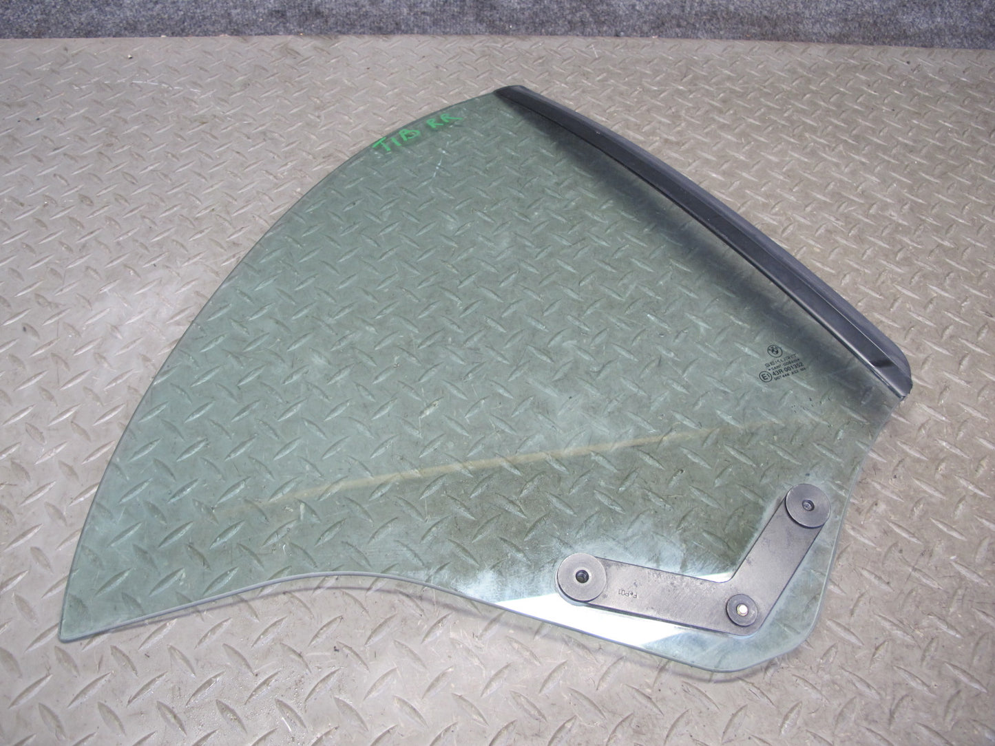 01-06 BMW E46 330ci Convertible Rear Right Pass Side Quarter Glass Window OEM