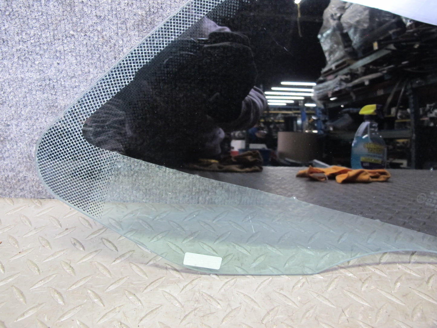 1999-2005 Porsche 911 Carrera 996 Convertible Rear Left Quarter Glass Window