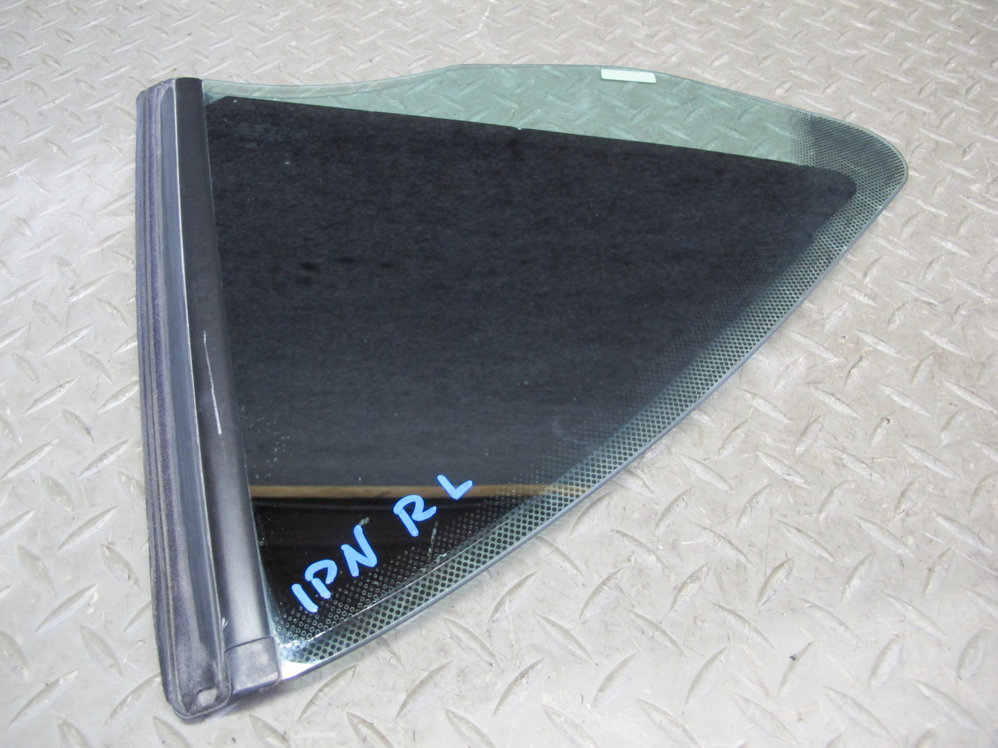 1999-2005 Porsche 911 Carrera 996 Convertible Rear Left Quarter Glass Window