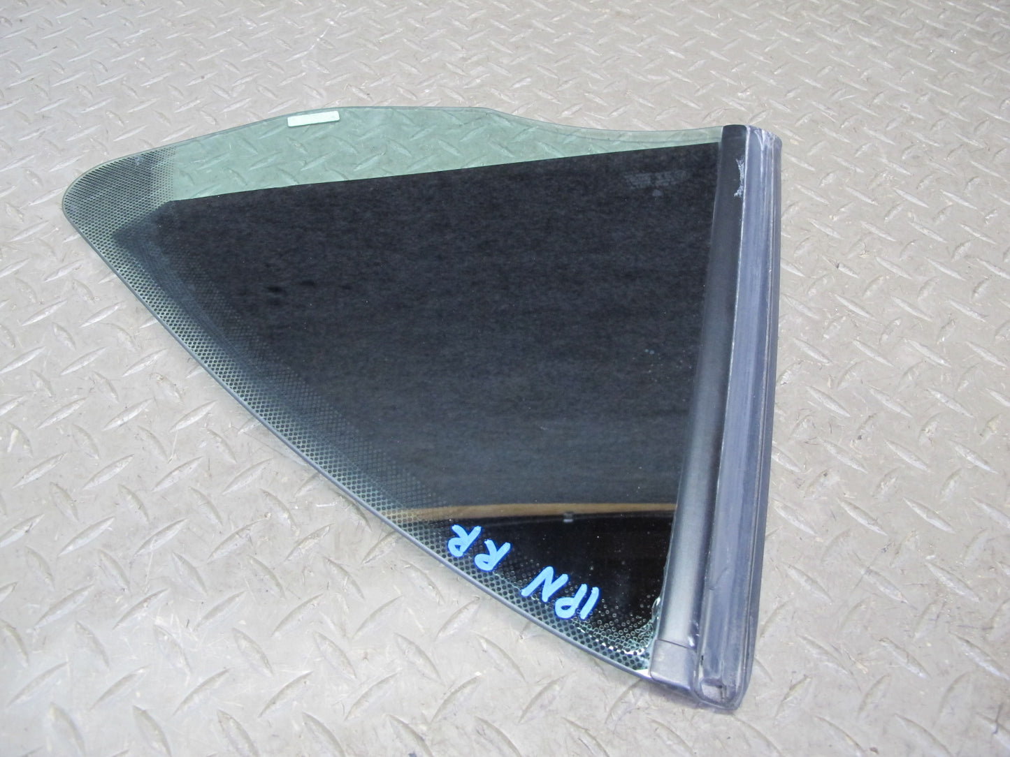 1999-2005 Porsche 911 Carrera 996 Convertible Rear Right Quarter Glass Window