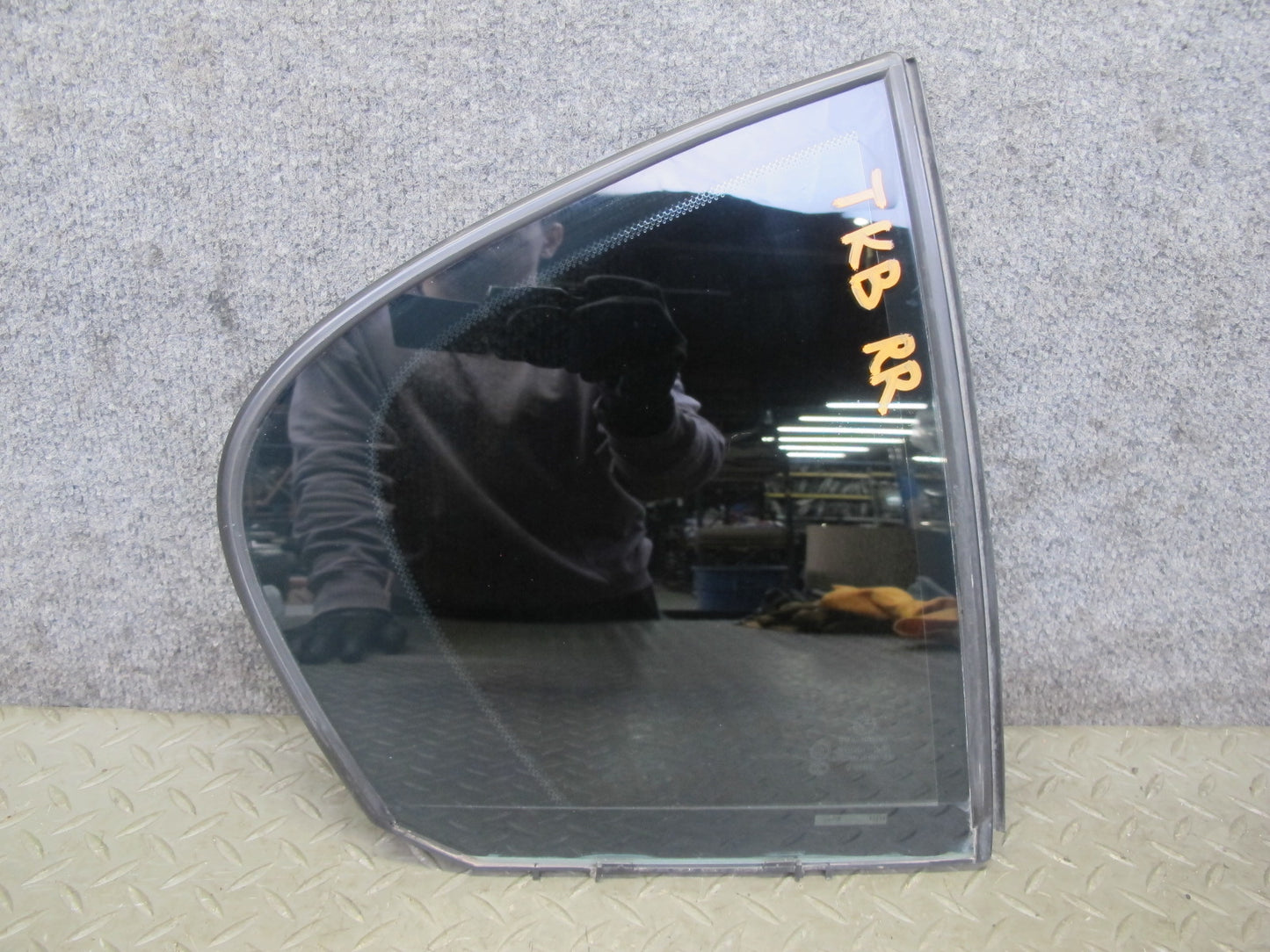 2008-2011 BMW E90 M3 328i 335i Rear Right Door Fixed Glass Window