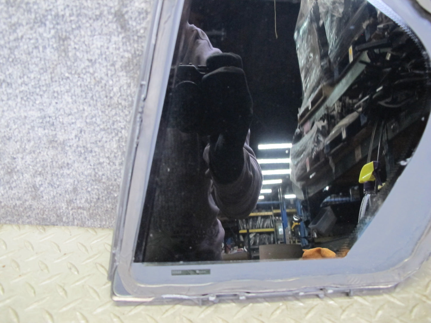 2008-2011 BMW E90 M3 328i 335i Rear Right Door Fixed Glass Window