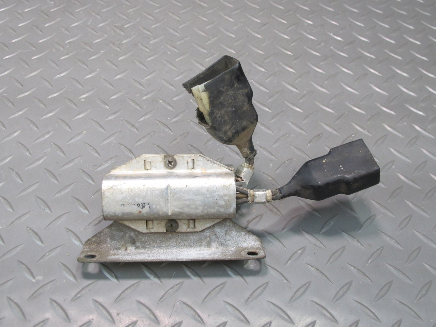 77-78 Datsun S30 280Z Under Hood Drop Resistor Module A15-000 008/009 OEM