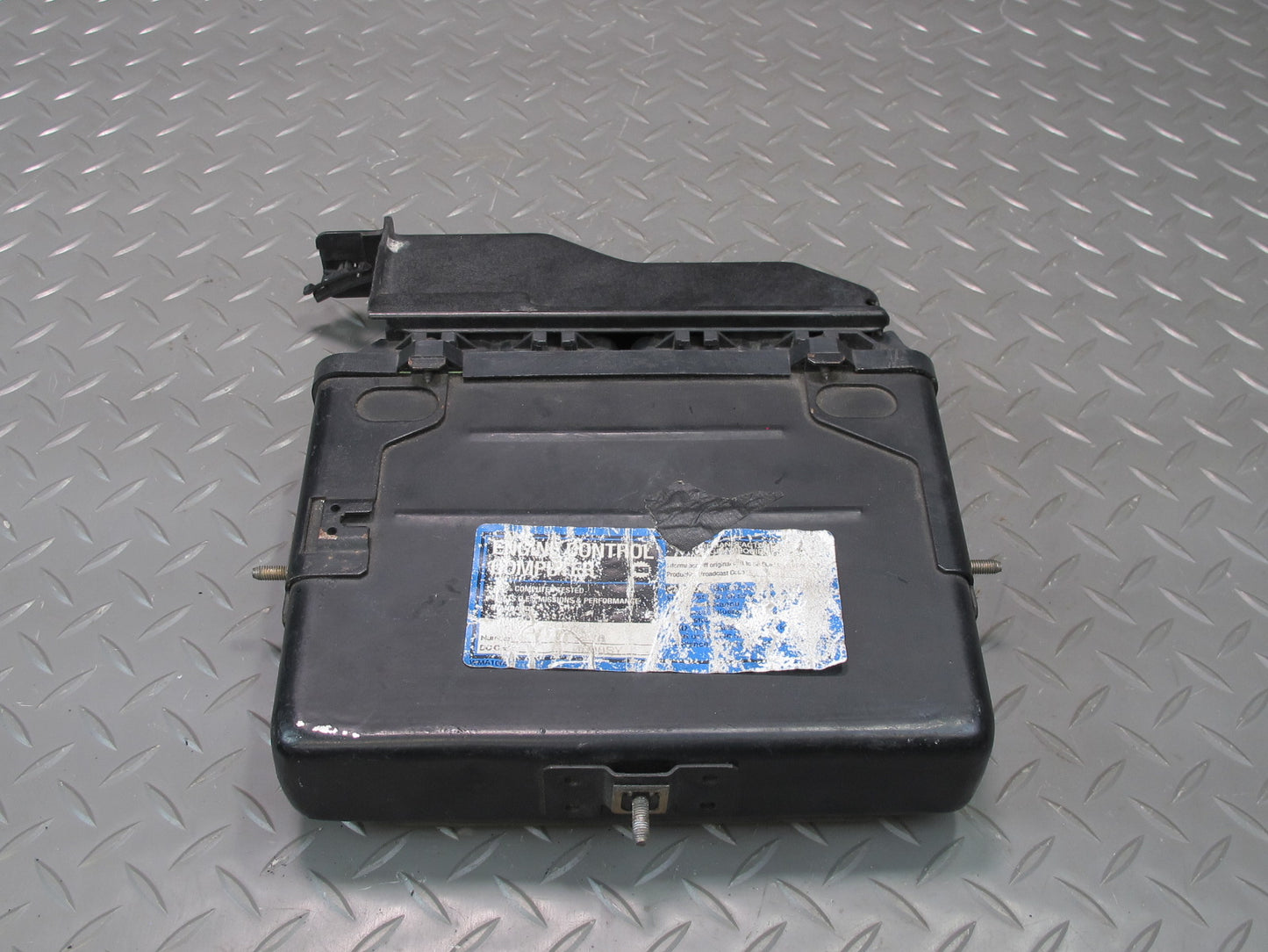 92-94 Chevrolet Corvette C4 Engine ECU ECM Computer Control Module OEM