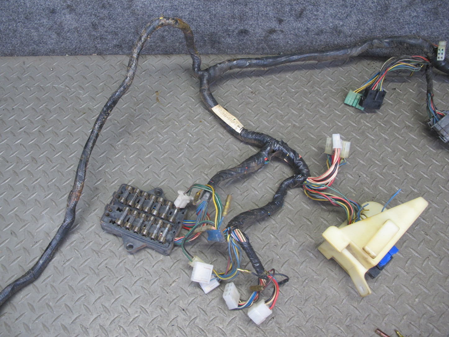 1977 Datsun S30 280Z 2+2 Interior Wiring Harness w Fuse Box OEM