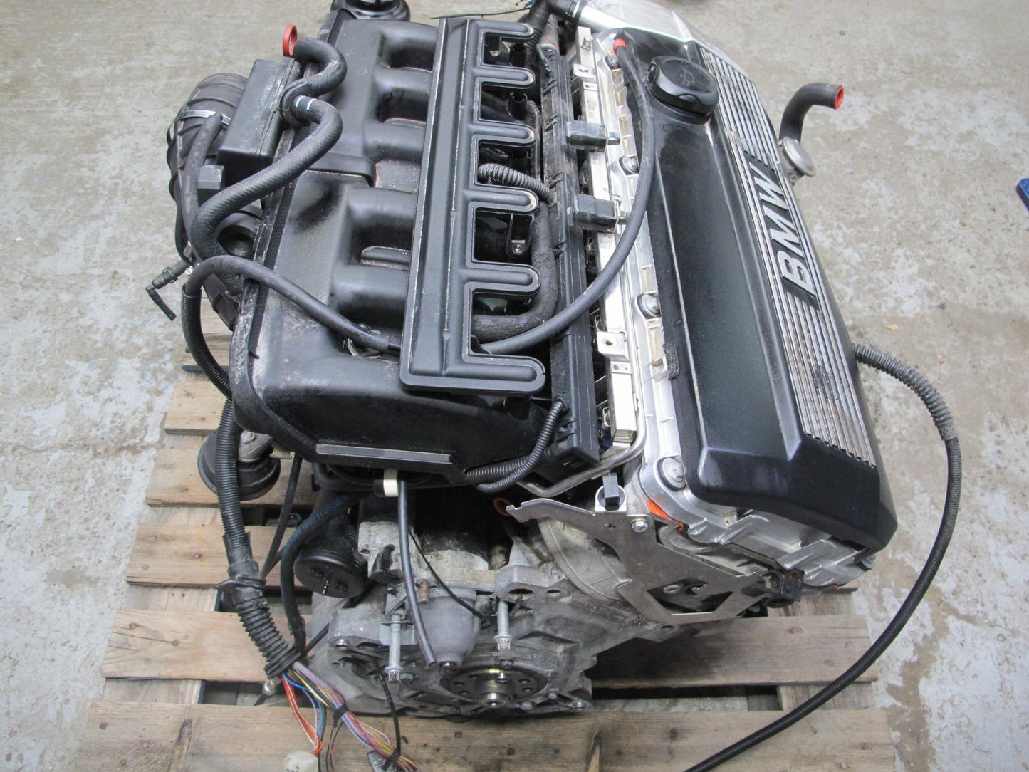 01-02 BMW E46 330ci 3.0L M54 M54B30 RWD Complete Engine Motor 124K Miles OEM